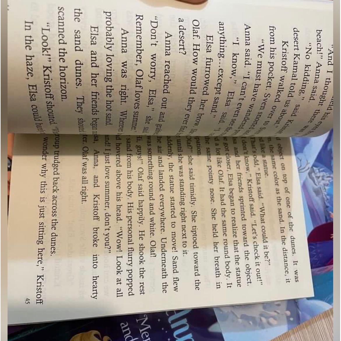 Disney / Anna and Elsa