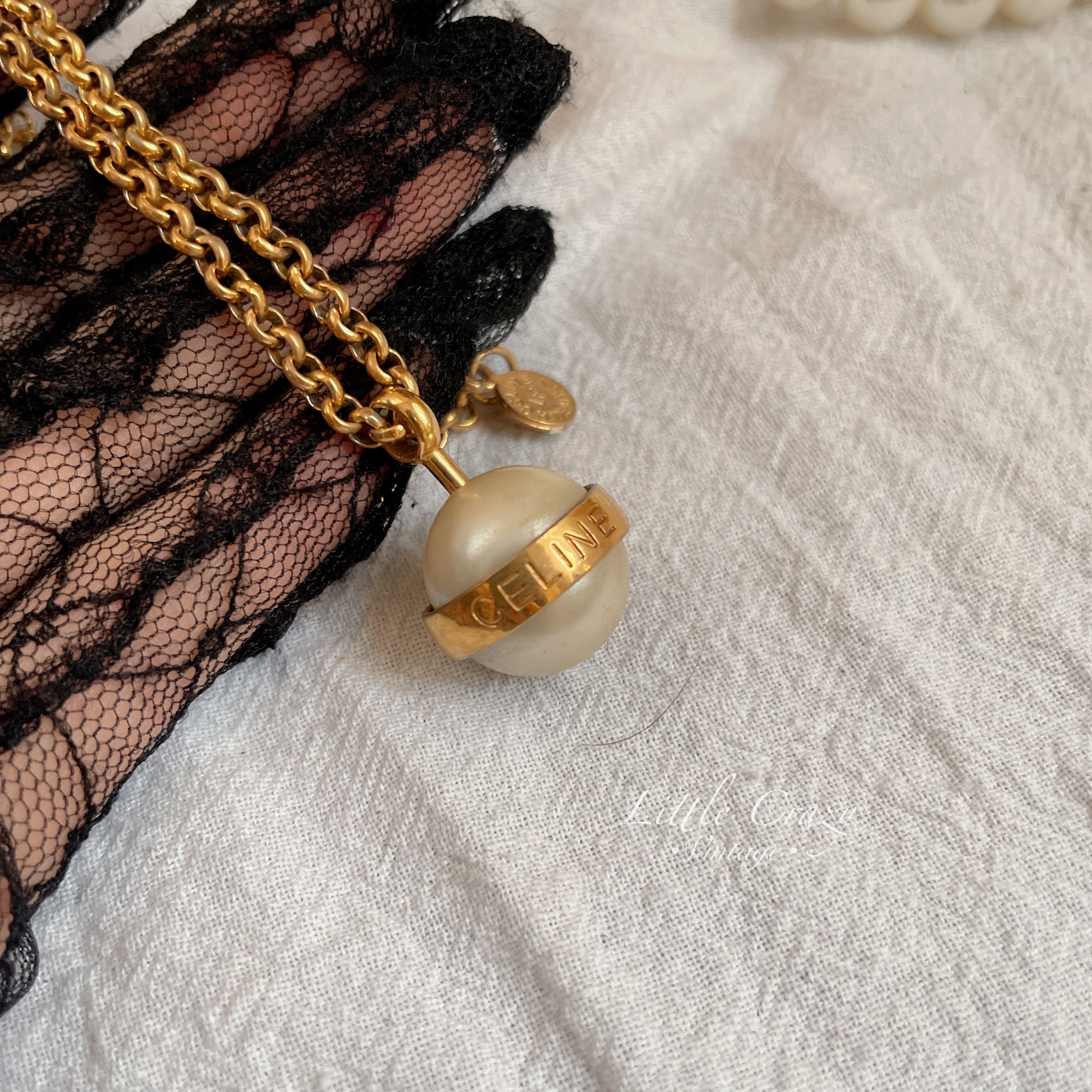 稀有Celine vintage Pearl logo necklace | Little Crazy Vintage