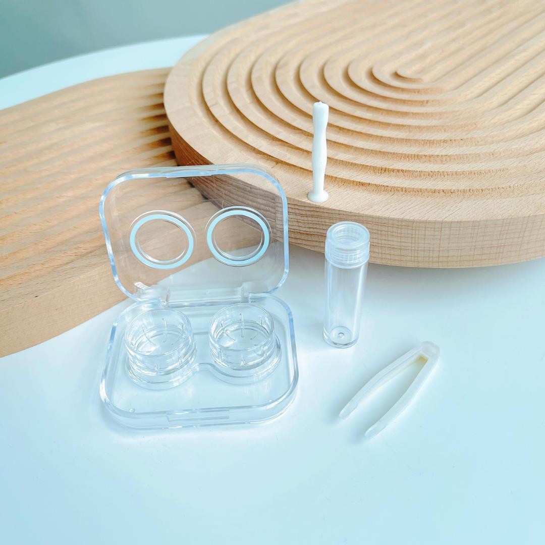 Exquisite No Unscrewing Travel Case Set