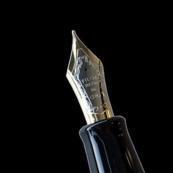 Pilot Custom Urushi Black Fountain Pen