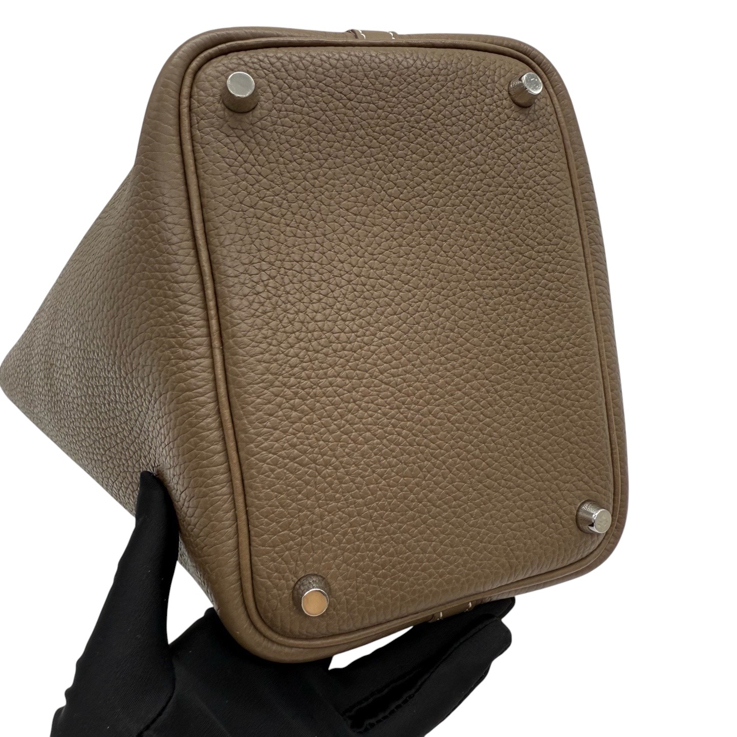 Pre-Owned HERMES P18 / Stamp D 大象灰 / Product Code: 071203