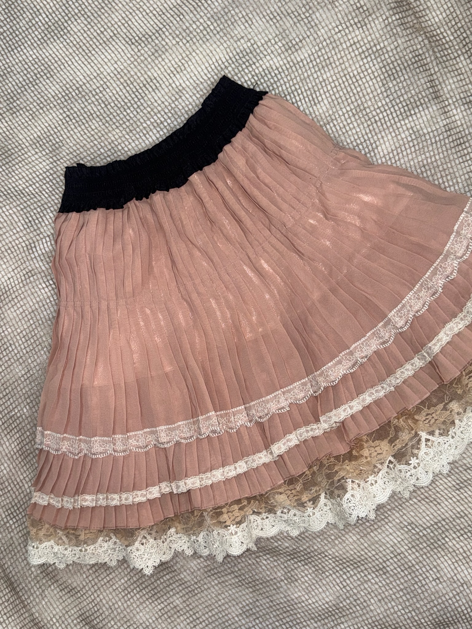 Axes Femme SoftPink Chic Contrast-Waist Tiered Pleated Skirt