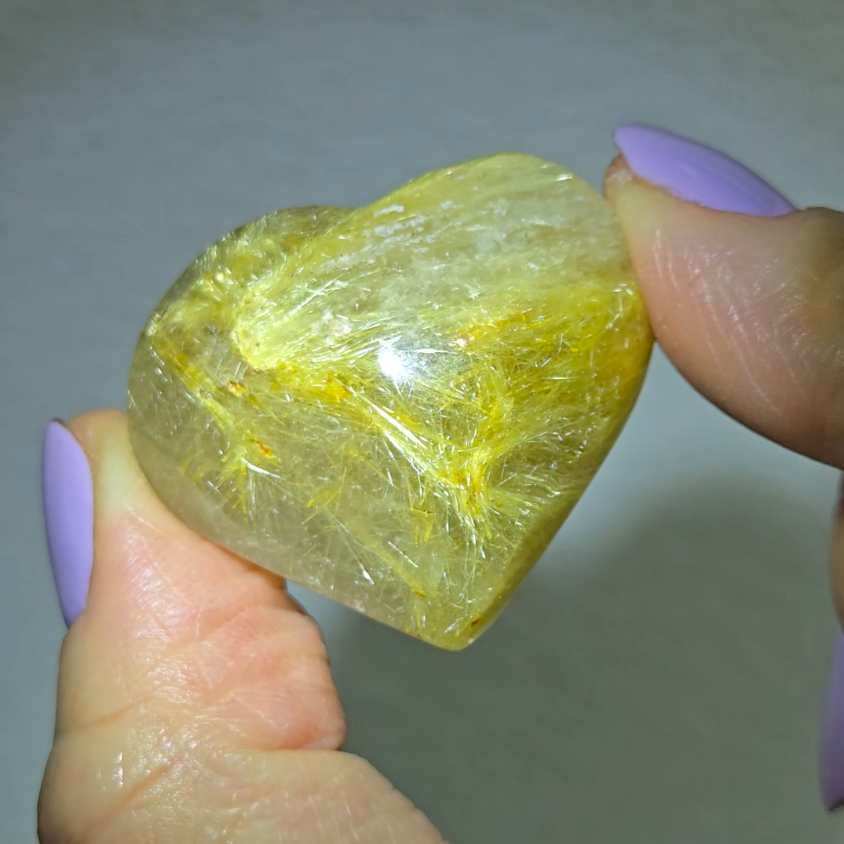 Golden rutilated quartz heart - RT647