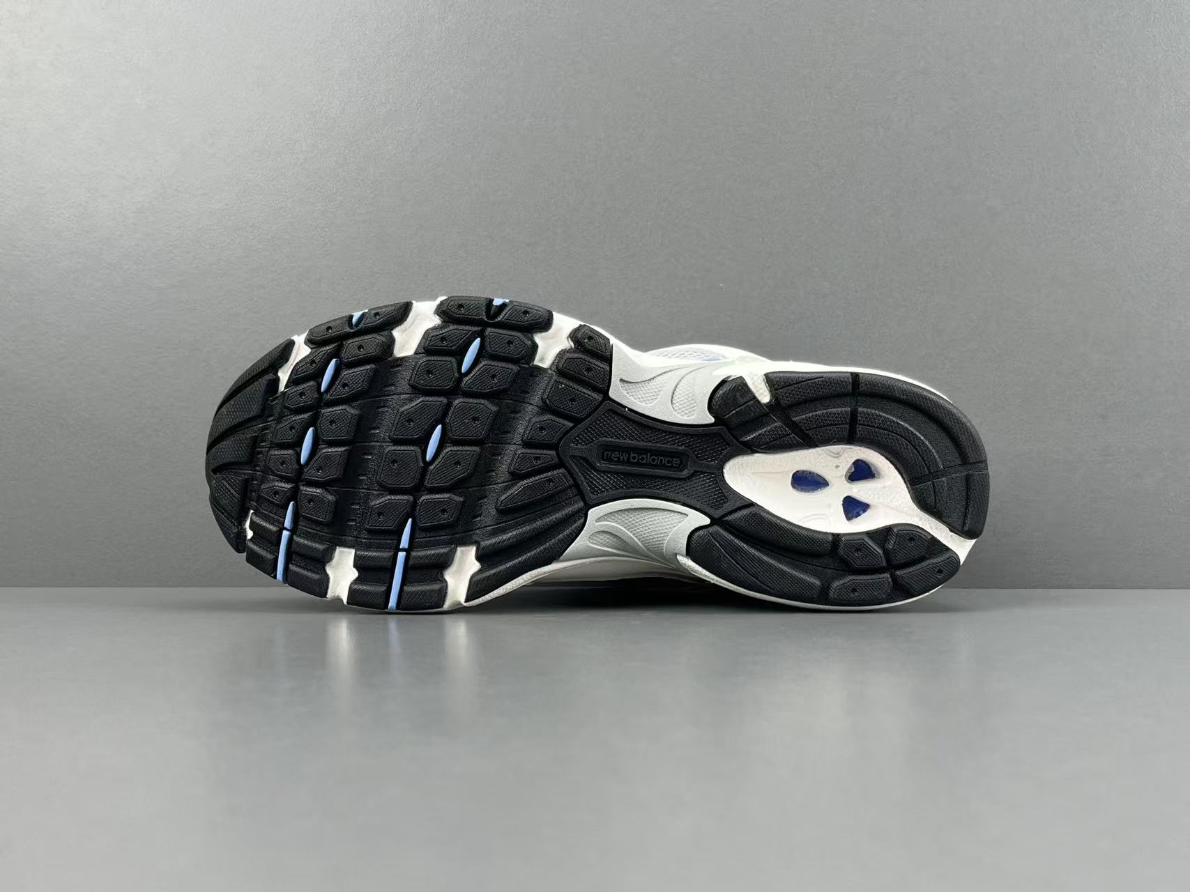 New Balance 530 MR530KC