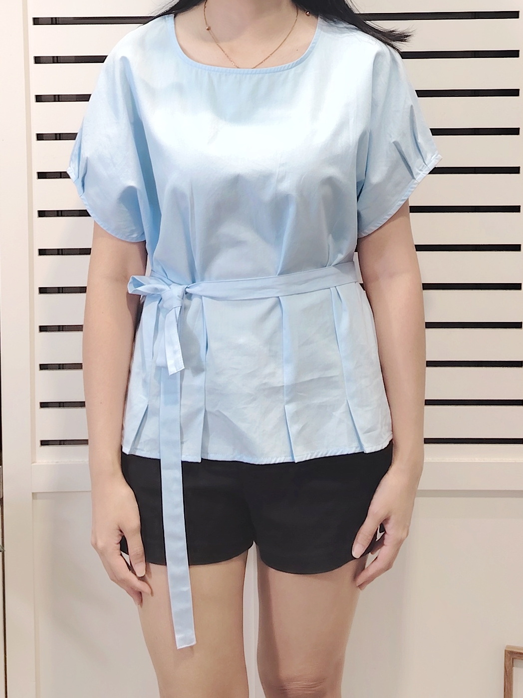 LY610 Stylish Fashion Short Sleeve Blouse