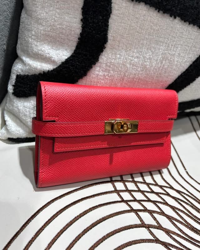 HERMES Kelly wallet Stamp A Epsom 牛皮金扣短銀包 100%Authentic,98%new ✅dust bag  