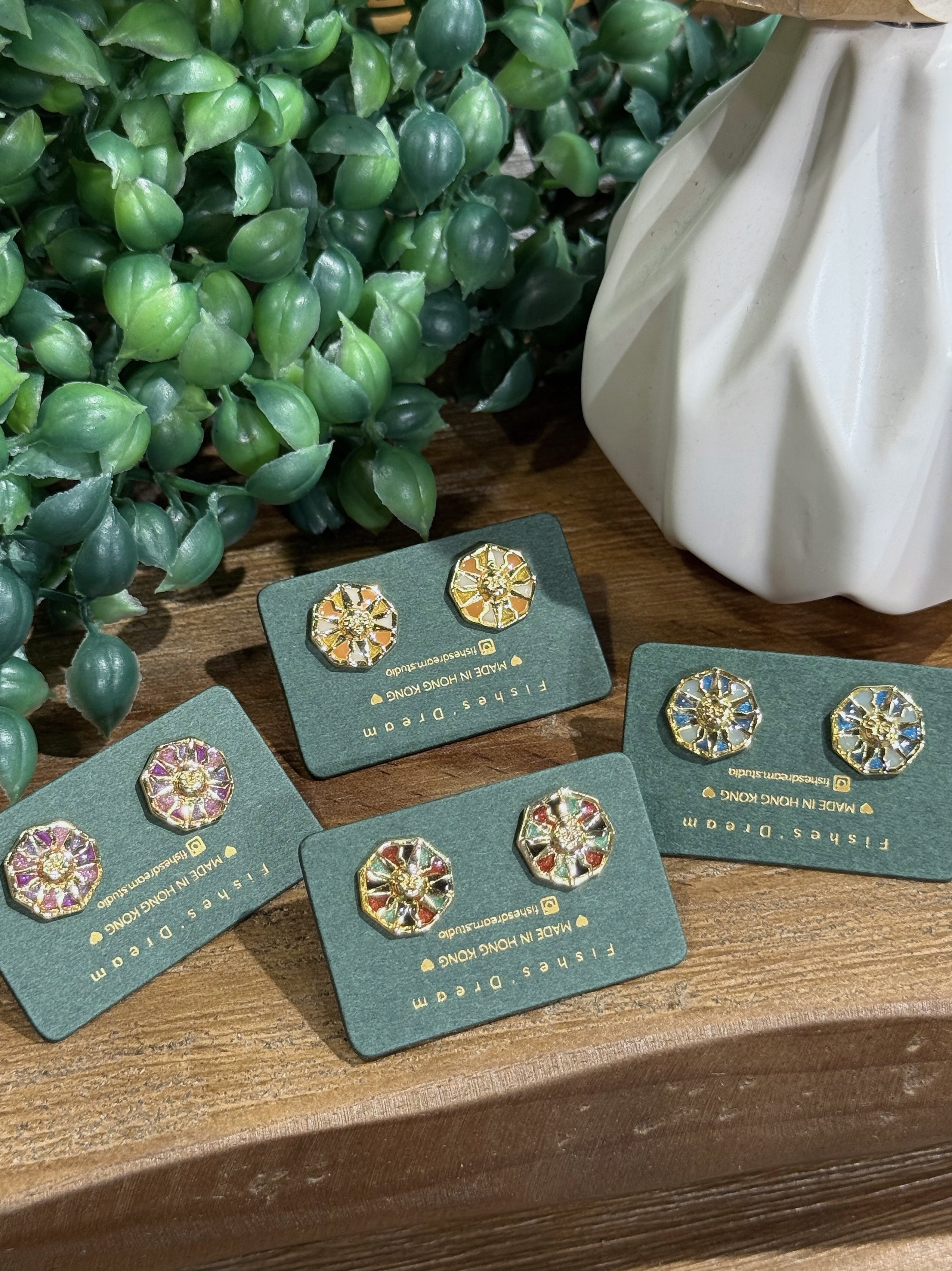 太陽の擁抱｜Sun Embrace Stud Earrings