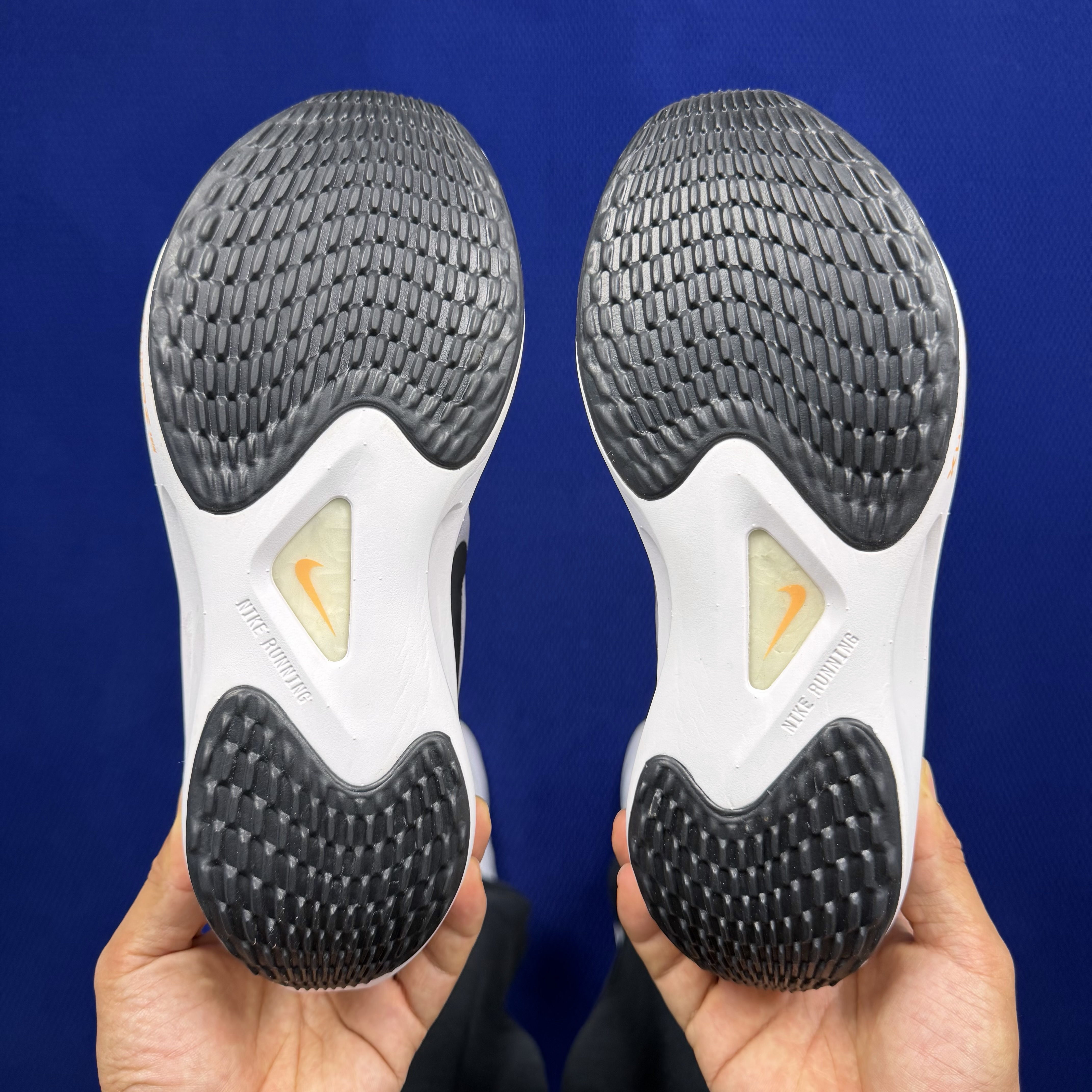 Nike Zoom Fly 5 DM8974-500