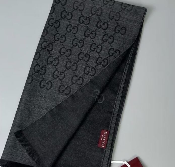 Gucci Scarf (165904)