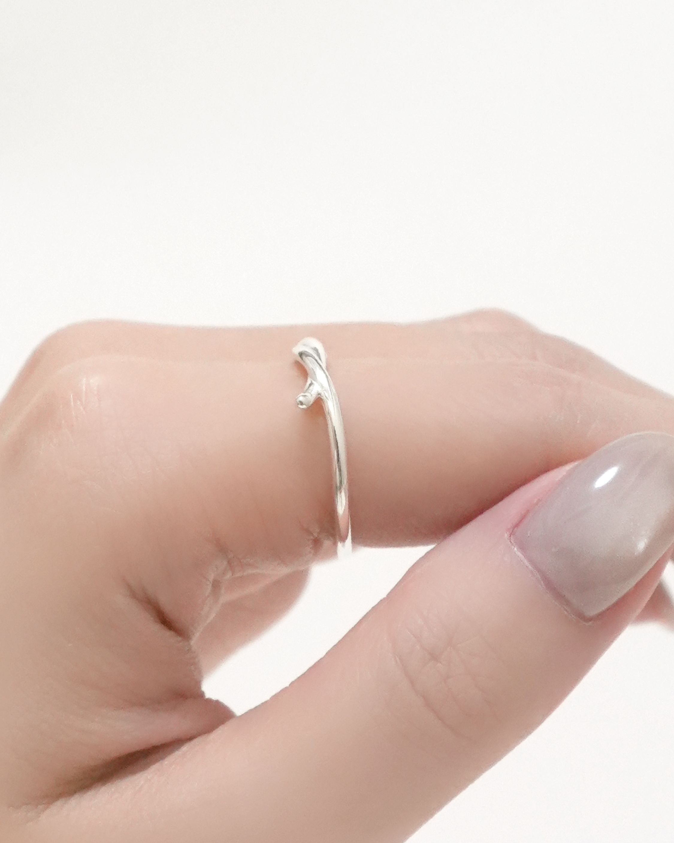 Airy Encounter Ring