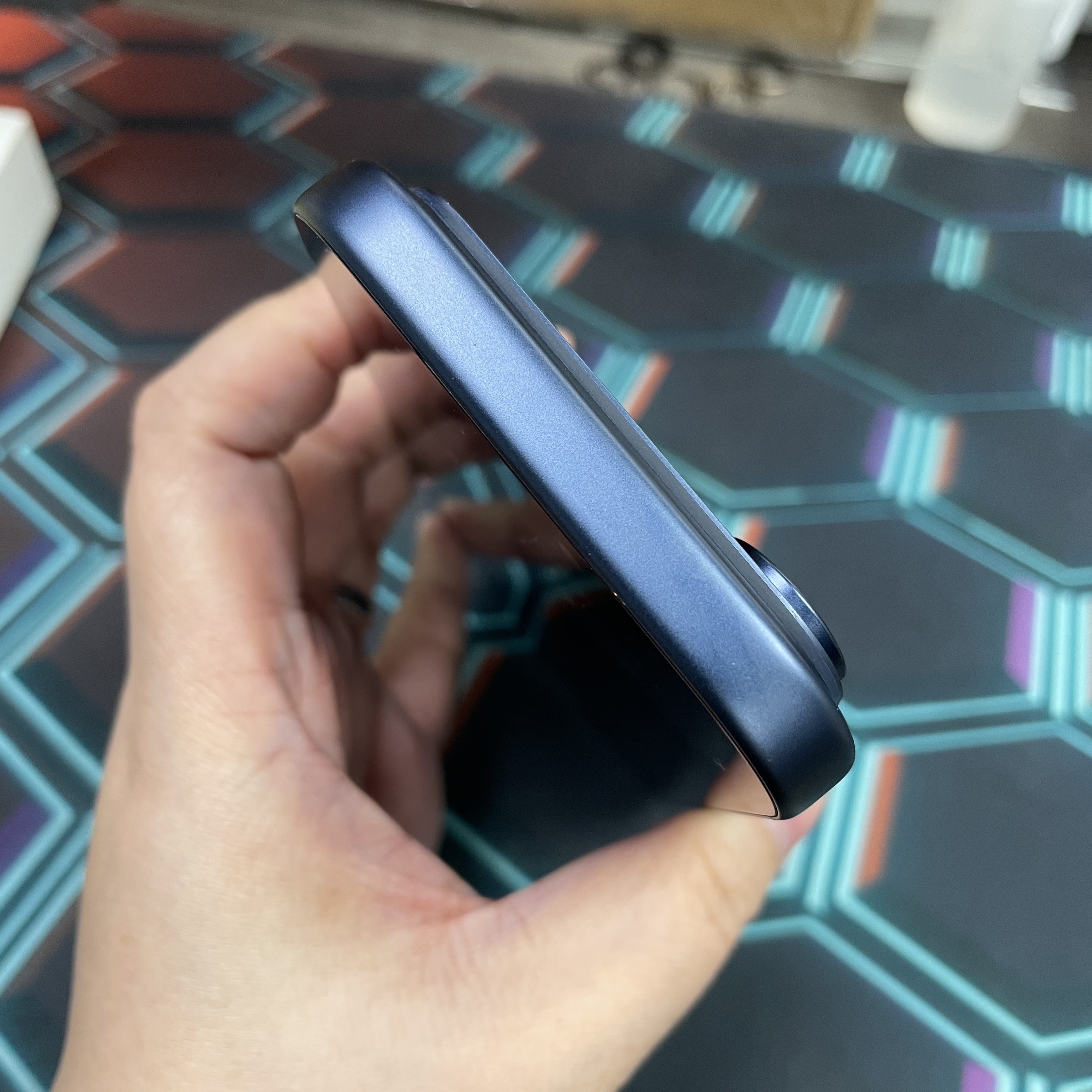 *8347 17 Pro 完美機 256GB 電100 藍色 blue