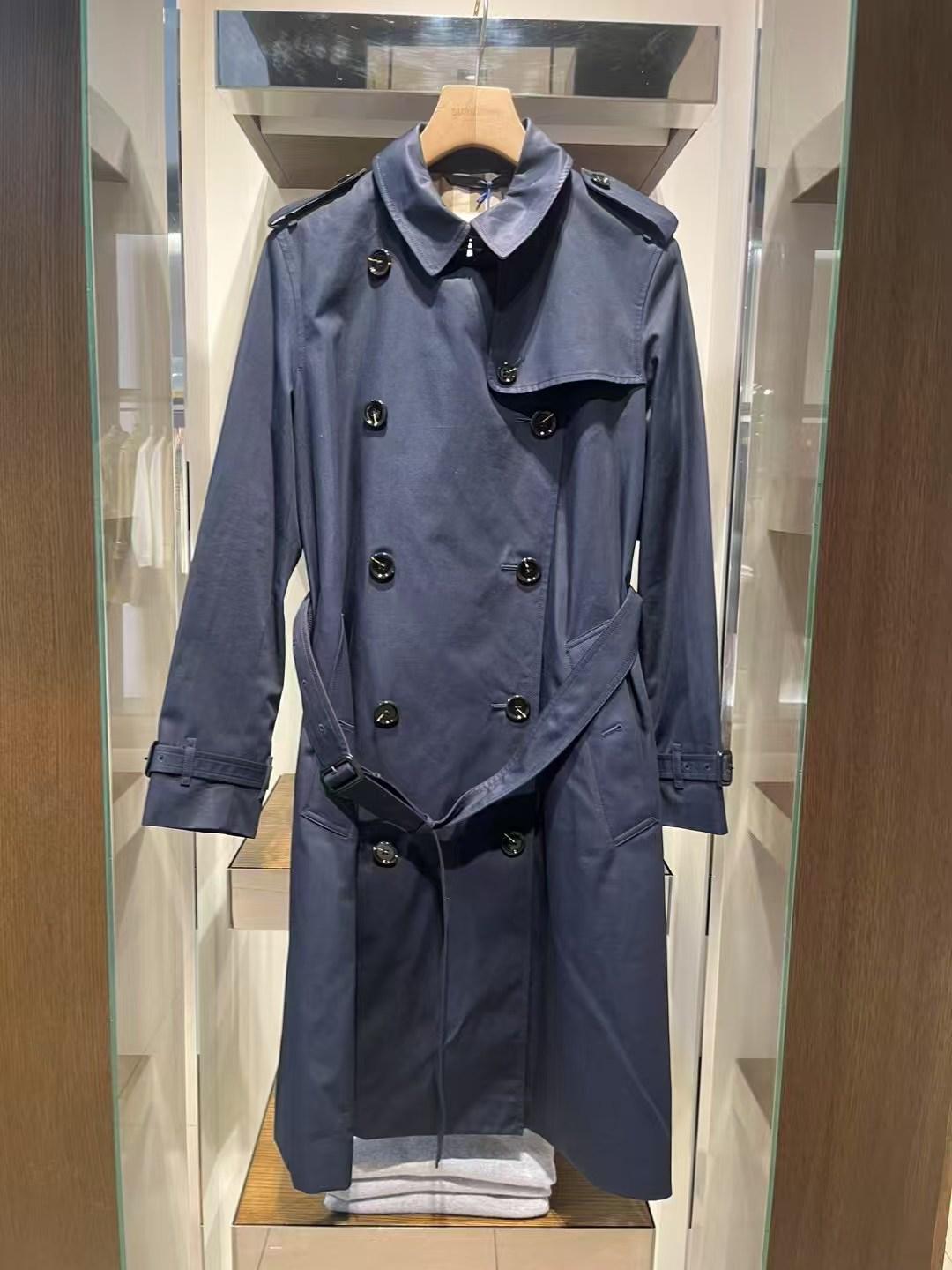 預購 Burberry🌈🌈折扣款 女士風衣 長款 新版型 有肩線款 Sale