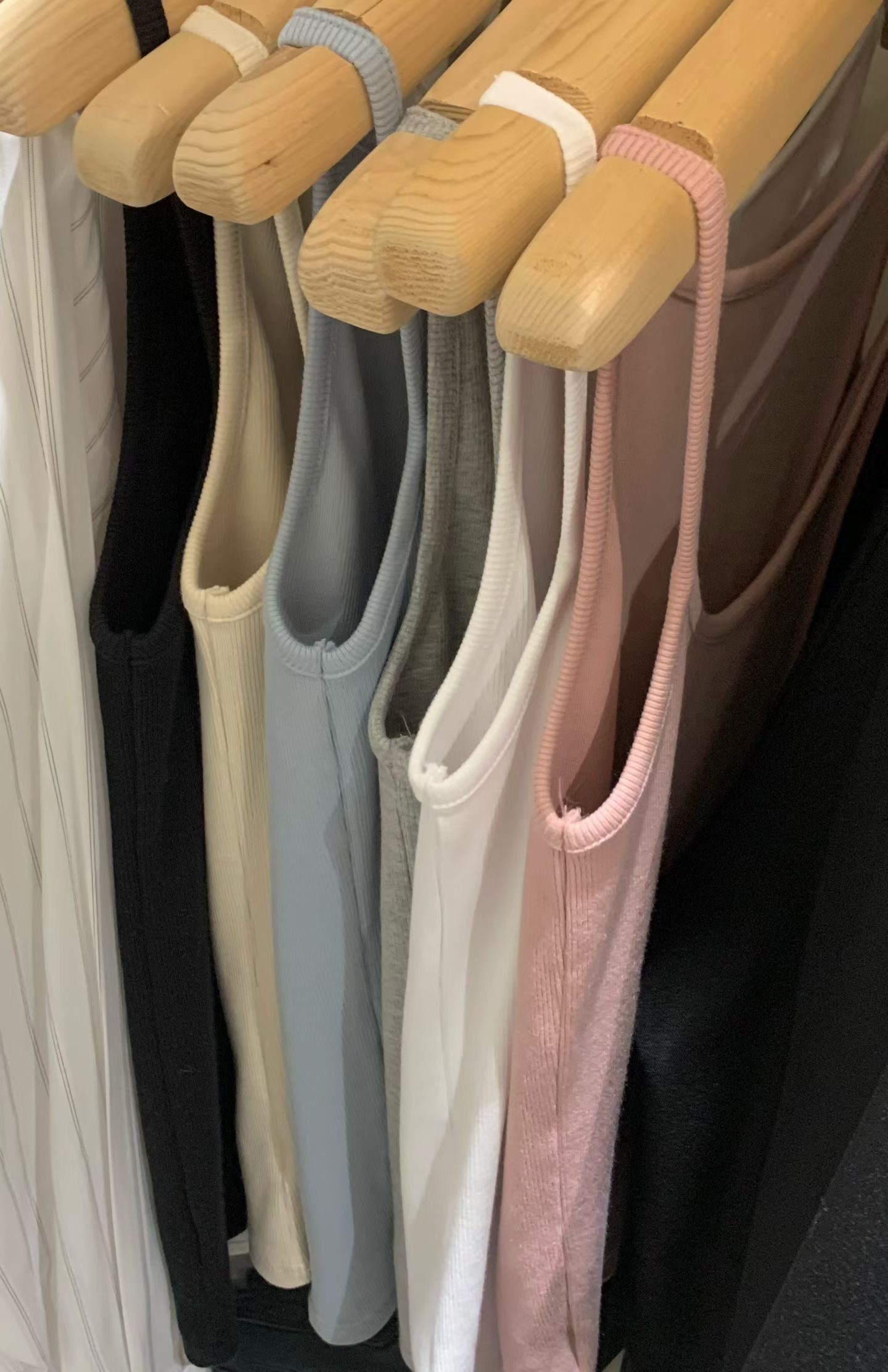 Elegant boat neck U-back cami top