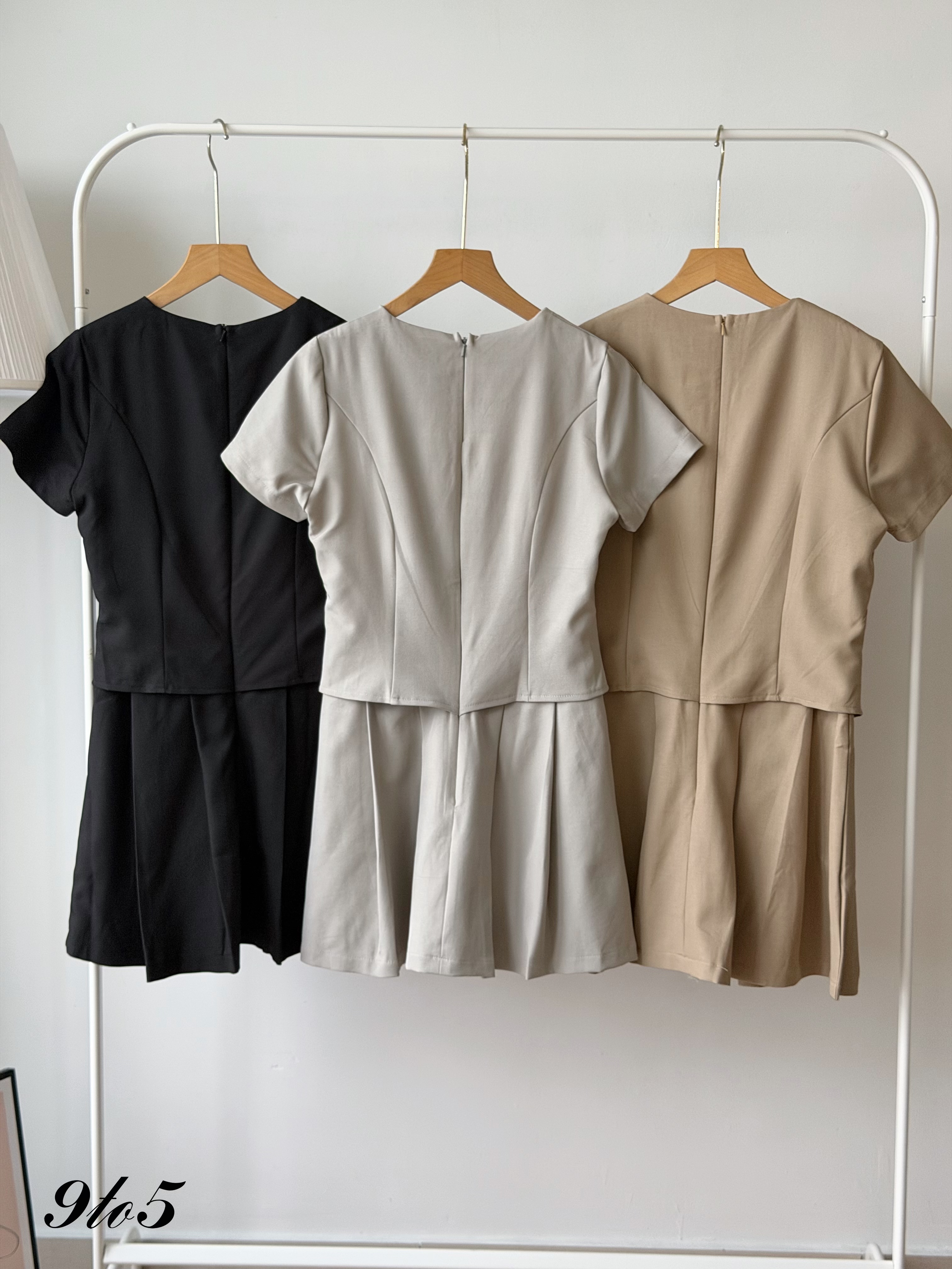 D2381 Fake Two-Pieces Pleated Dress - 3 Colors 