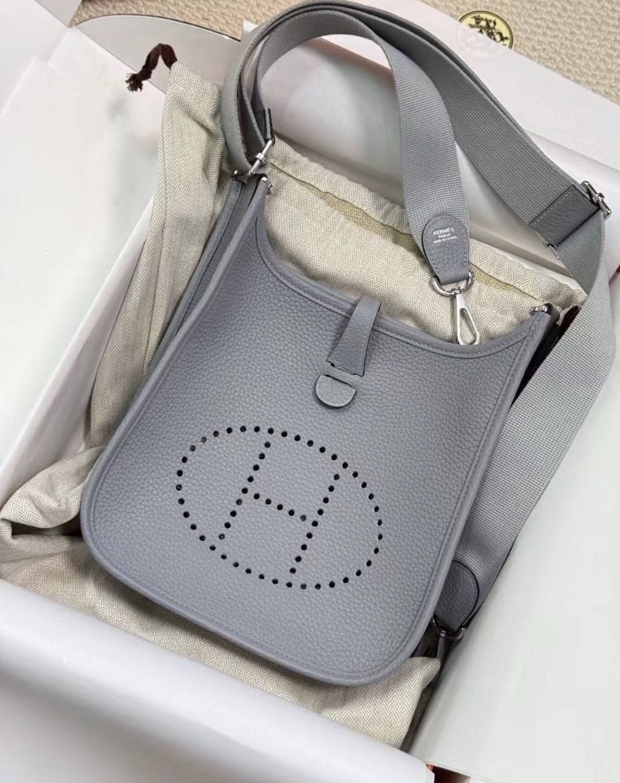 Mini Evelyne 木偶灰銀扣 短帶 K Stamp