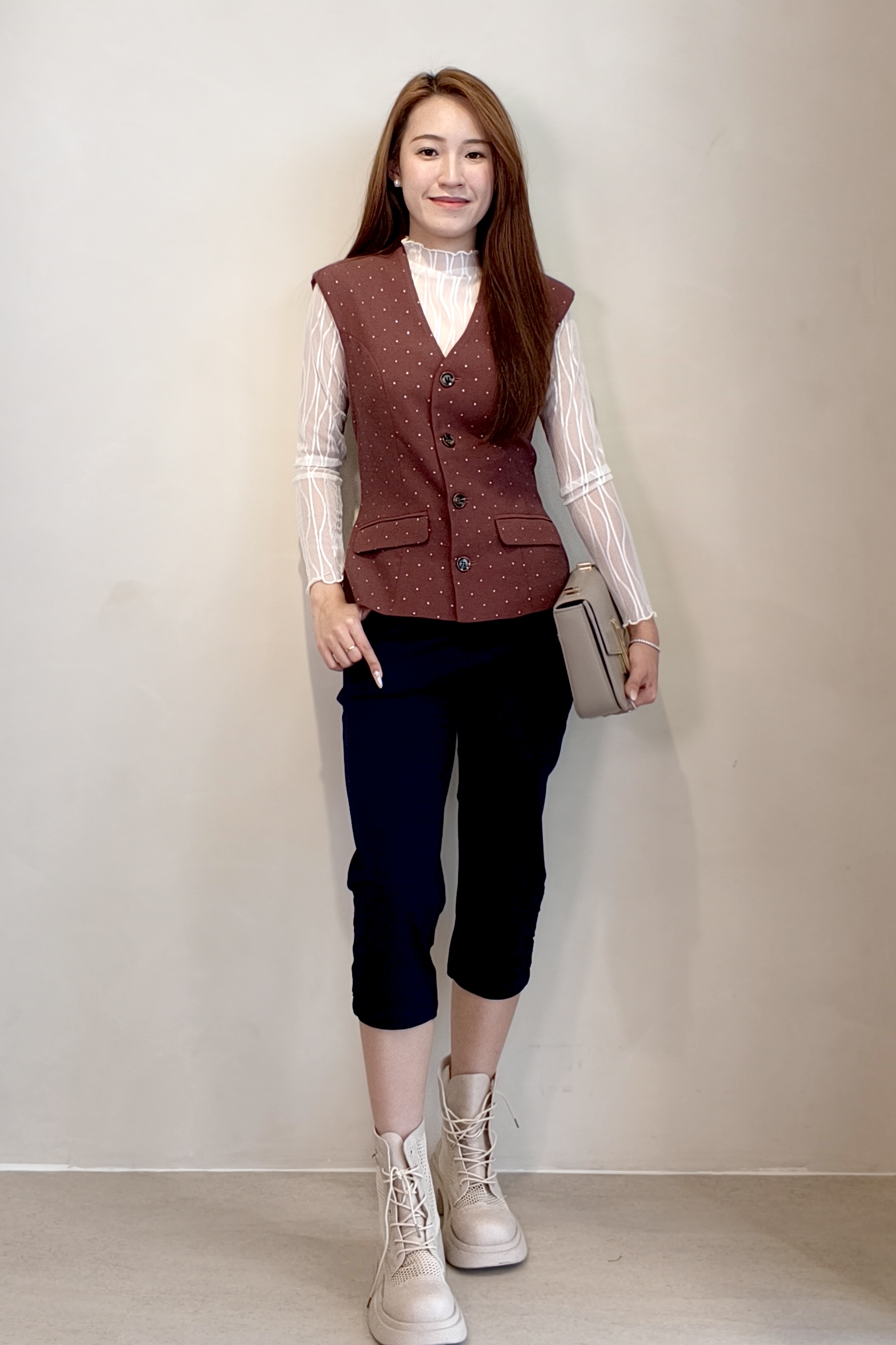 CB2646 Elegant Tailored V-Neck Vest Top