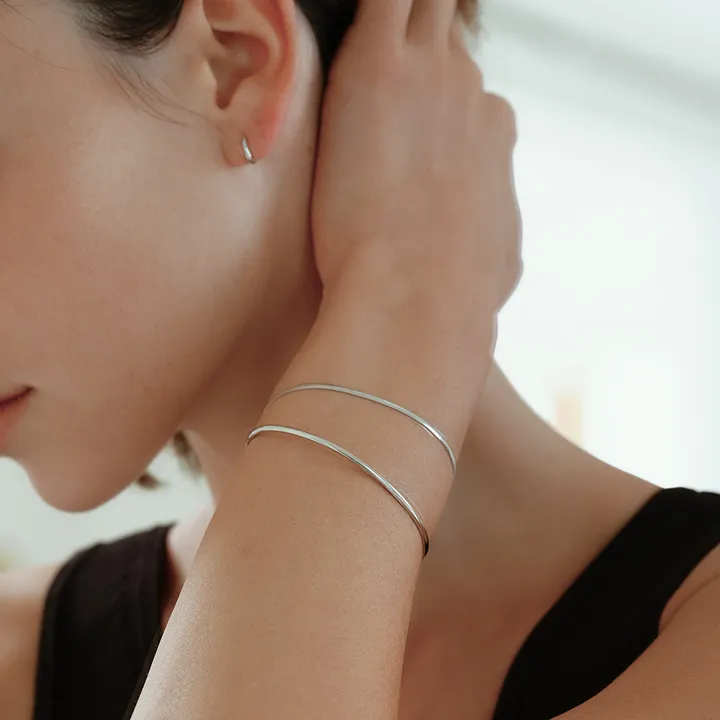 [LUNNE] Satin Snake Chain Bracelet (2色)