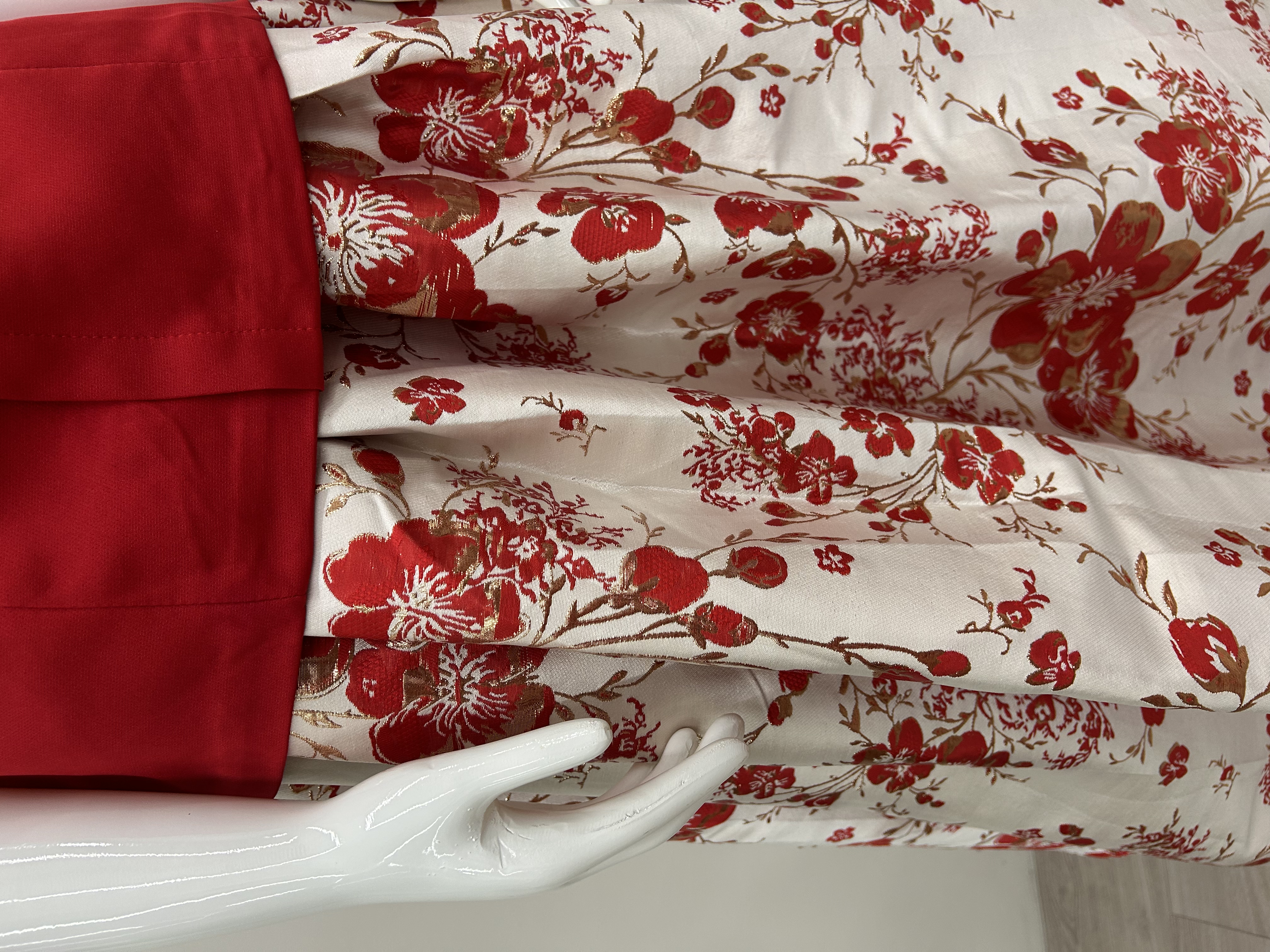 583.WB BTS Top + Embroidered Skirt