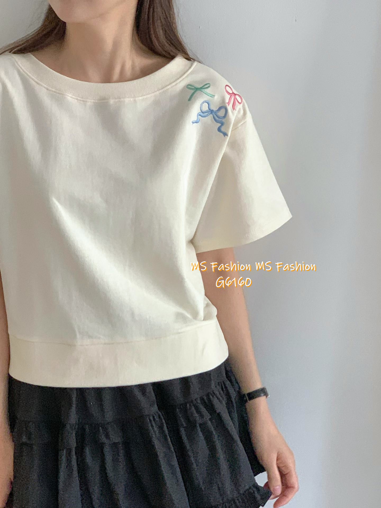 G6160 韓國🇰🇷彩色刺繡蝴蝶top