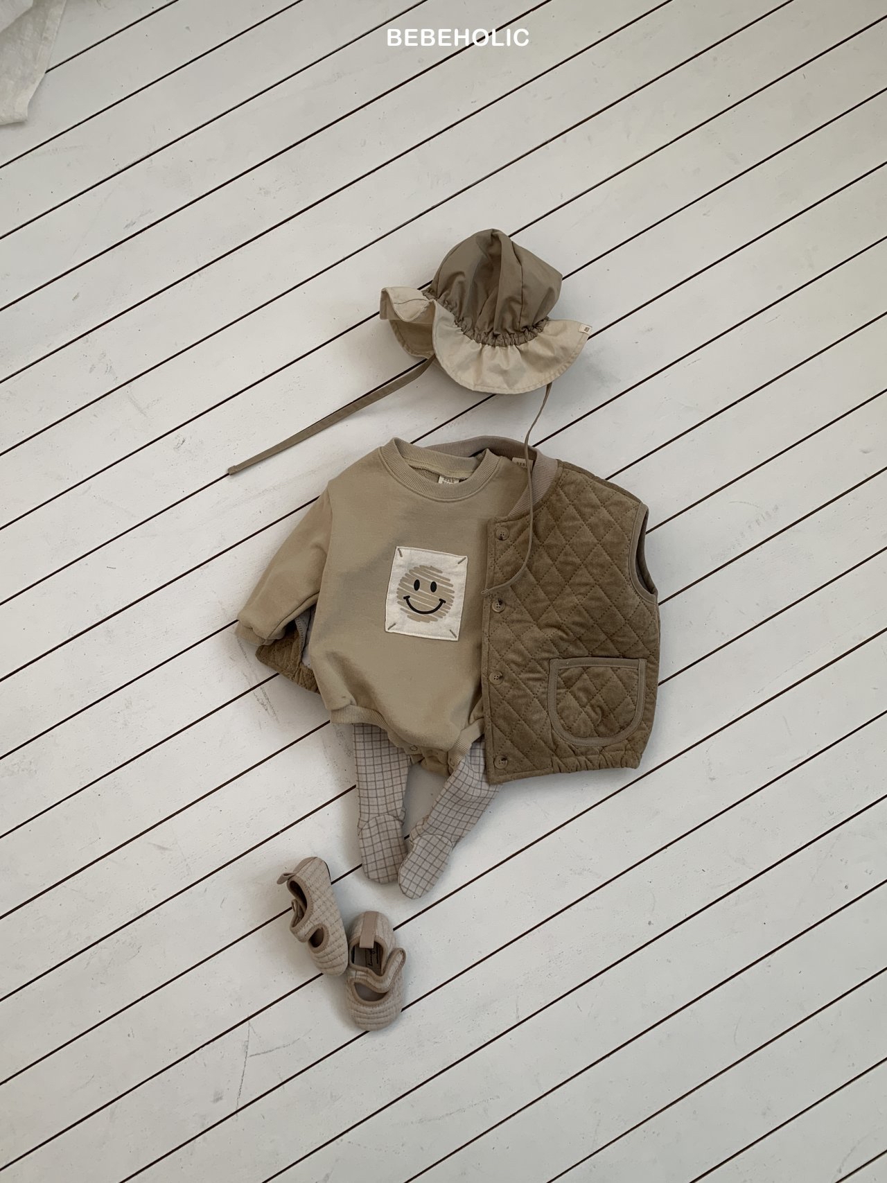 🌸預訂 韓國直送🌸🇰🇷BEBEHOLIC兩色笑哈哈圖案長袖包屁衣