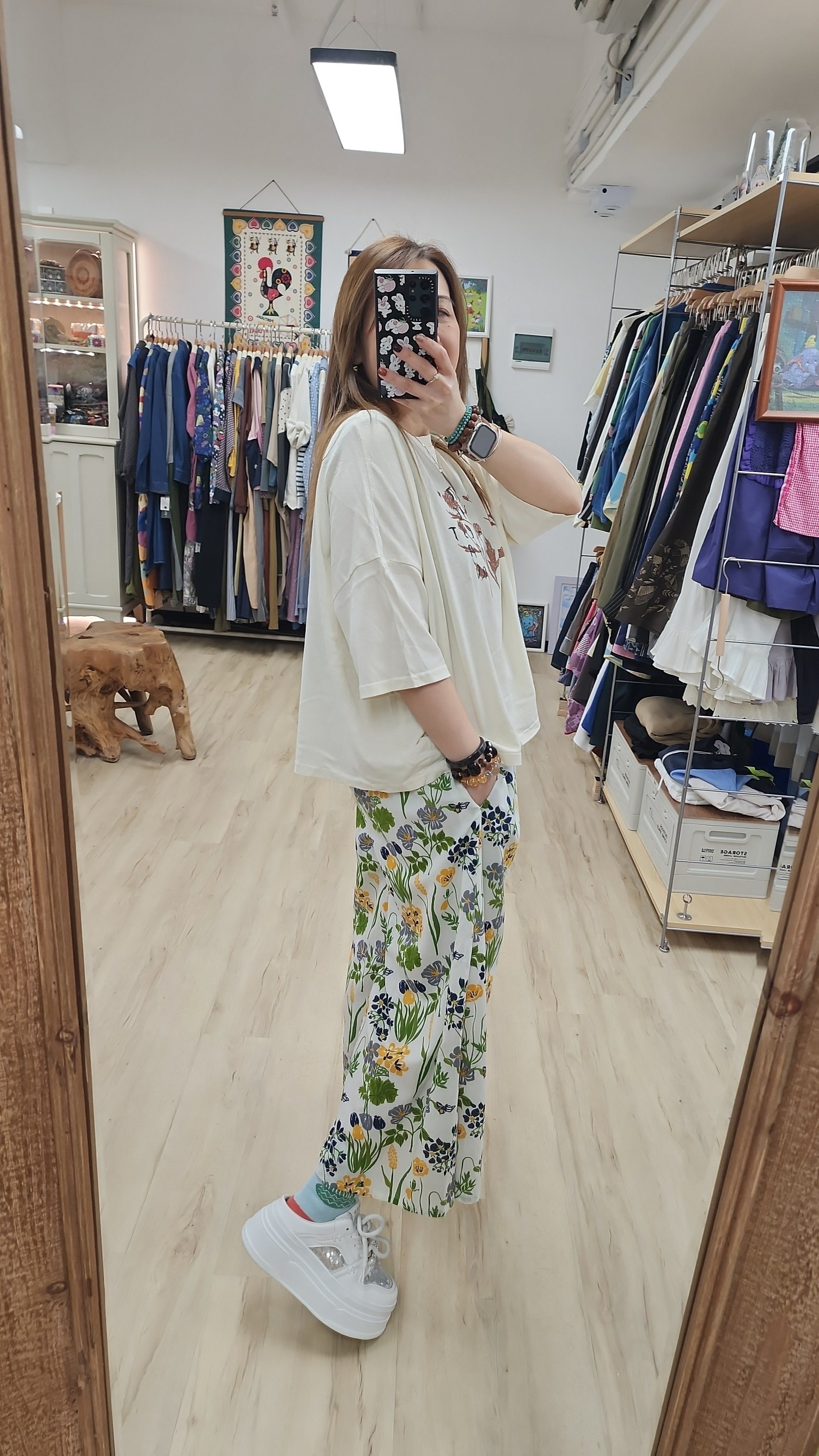 韓國米白花花字母印圖棉Tee