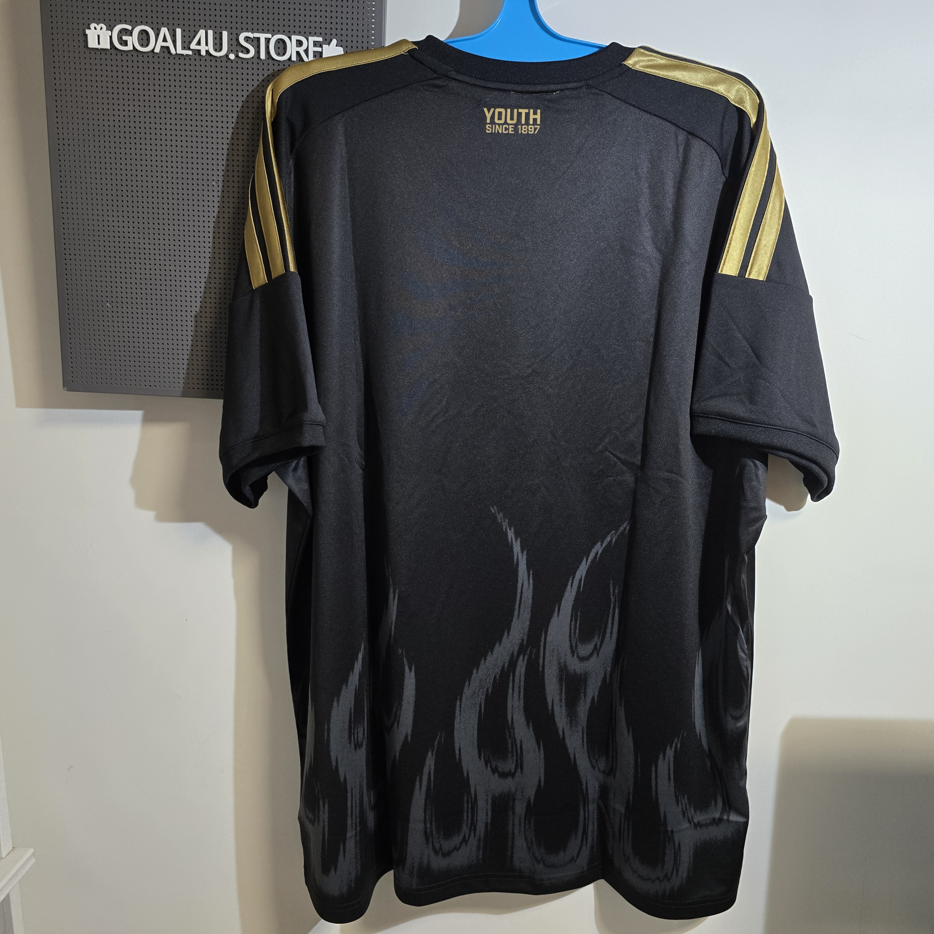 Adidas Juventus 祖雲達斯 2026-27 三客球迷版球衣  (可加印字章) KC2297