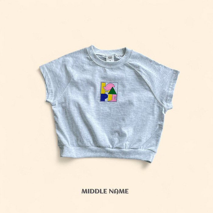 🇰🇷middle name tee