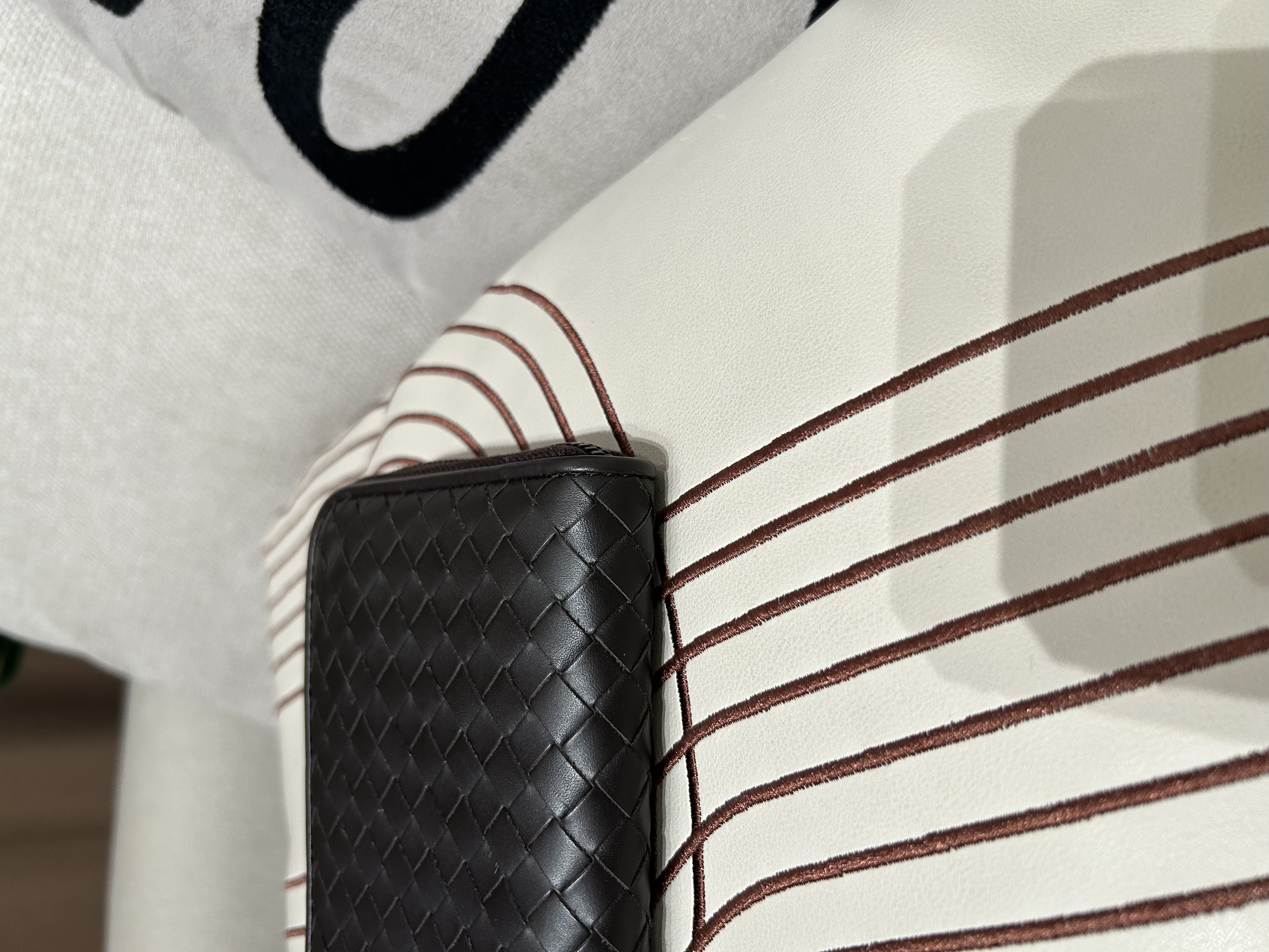Bottega VETEGA LONG WALLET  100%Authentic ,95%new ✅dust bag