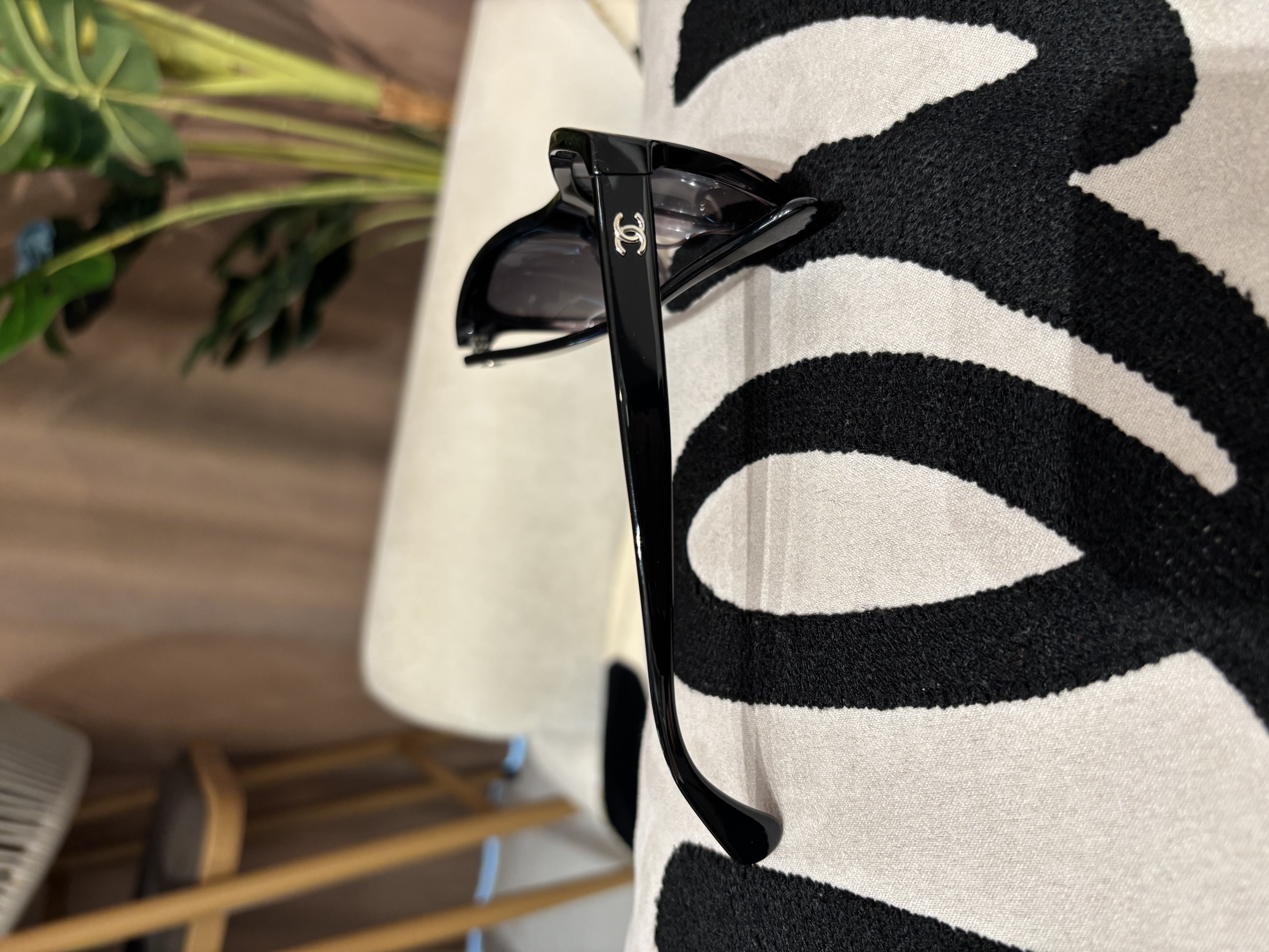 Chanel CC Logo Sunglasses 5350 太陽眼鏡100%Authentic, 98%New ✅Box