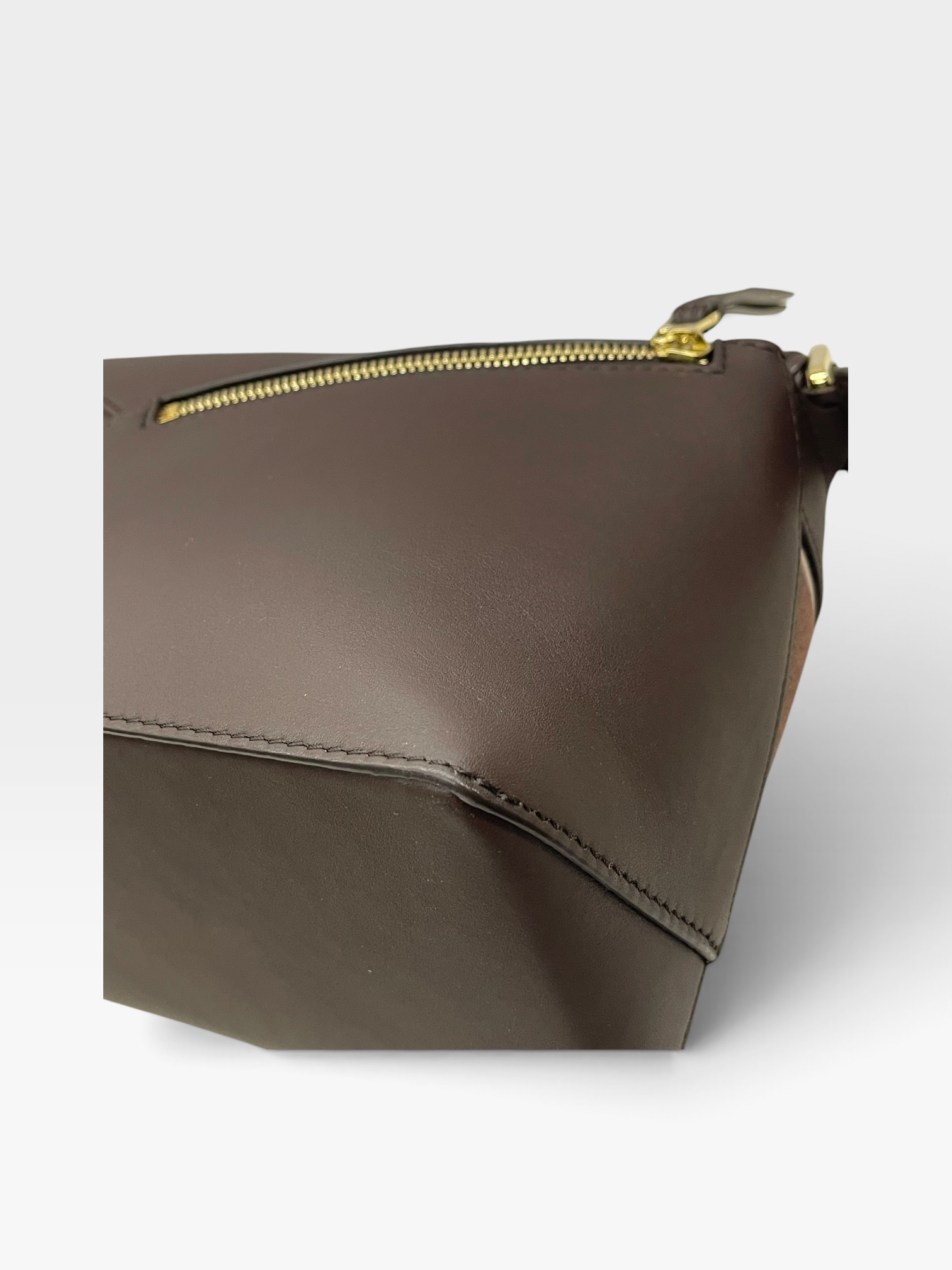 Pre-Owned LOEWE Puzzle Bag / Product Code: K090414