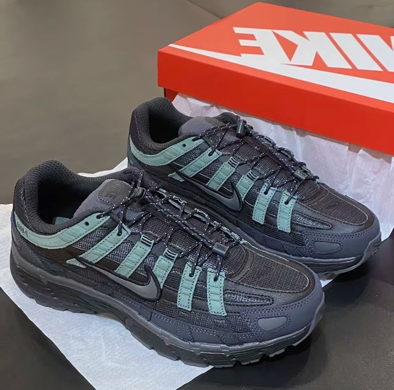 IM5997-060 Nike P-6000 Anthracite Clay Green IM5997-060 