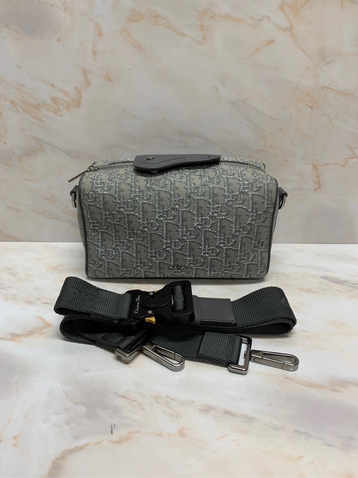 Pre-owned Christian Dior OBLIQUE LINGOT BAG