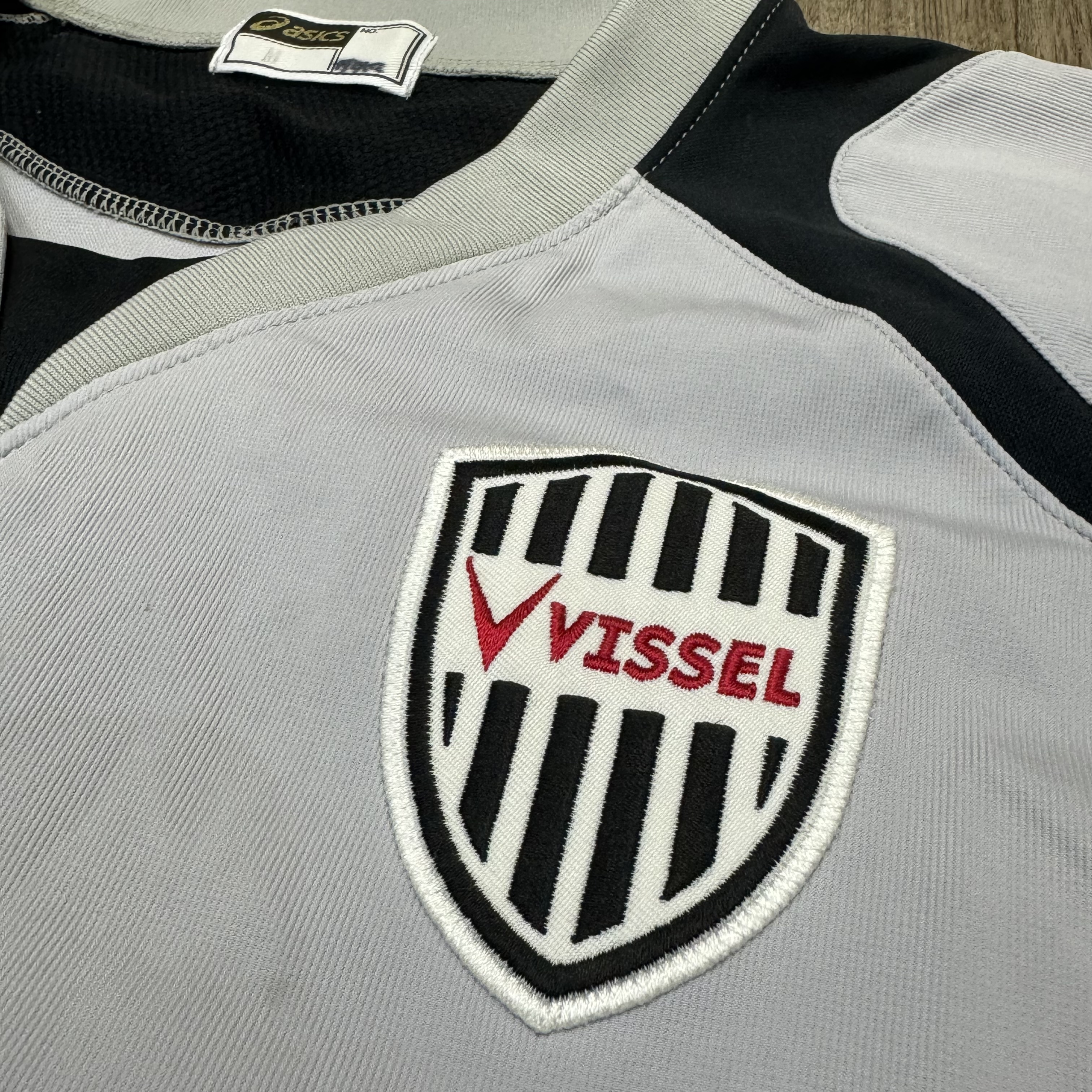 Kobe Vissel player issue training sweater