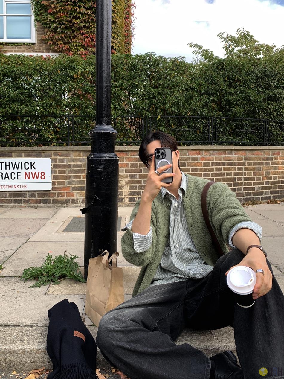 【100%保證韓國直送】現代簡約質感寬鬆條紋長袖恤衫 Modern Oversized Striped Shirt [2 color] RL114583