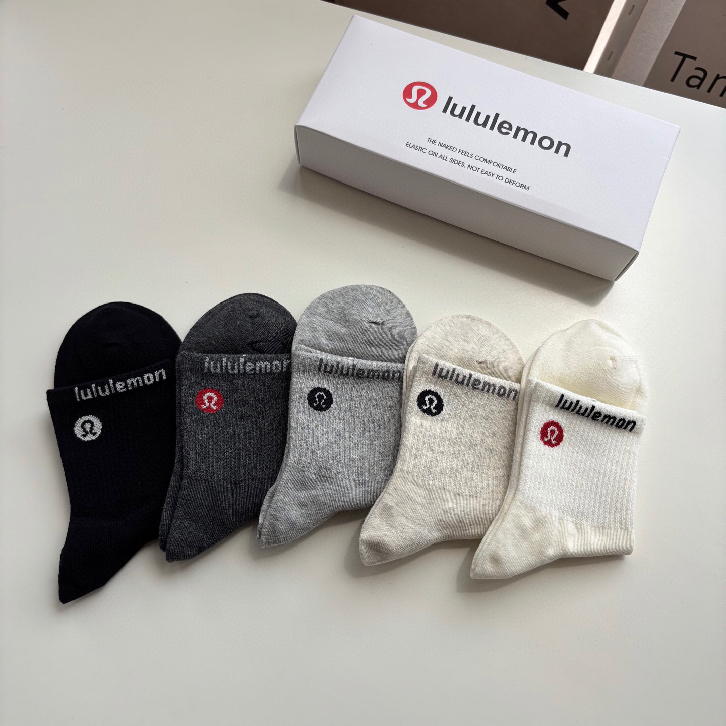 Lululemon 經典圖標款長筒棉襪（一套5對）