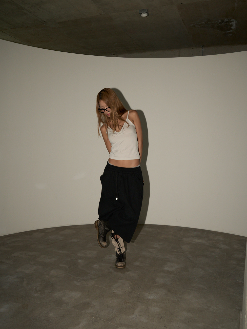 Back Pocket Eyelet Bermuda Pants
