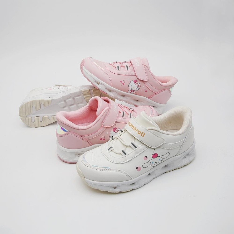 🇰🇷預訂 韓國直送🇰🇷Sanrio 玉桂狗人物印花魔術貼閃燈波鞋