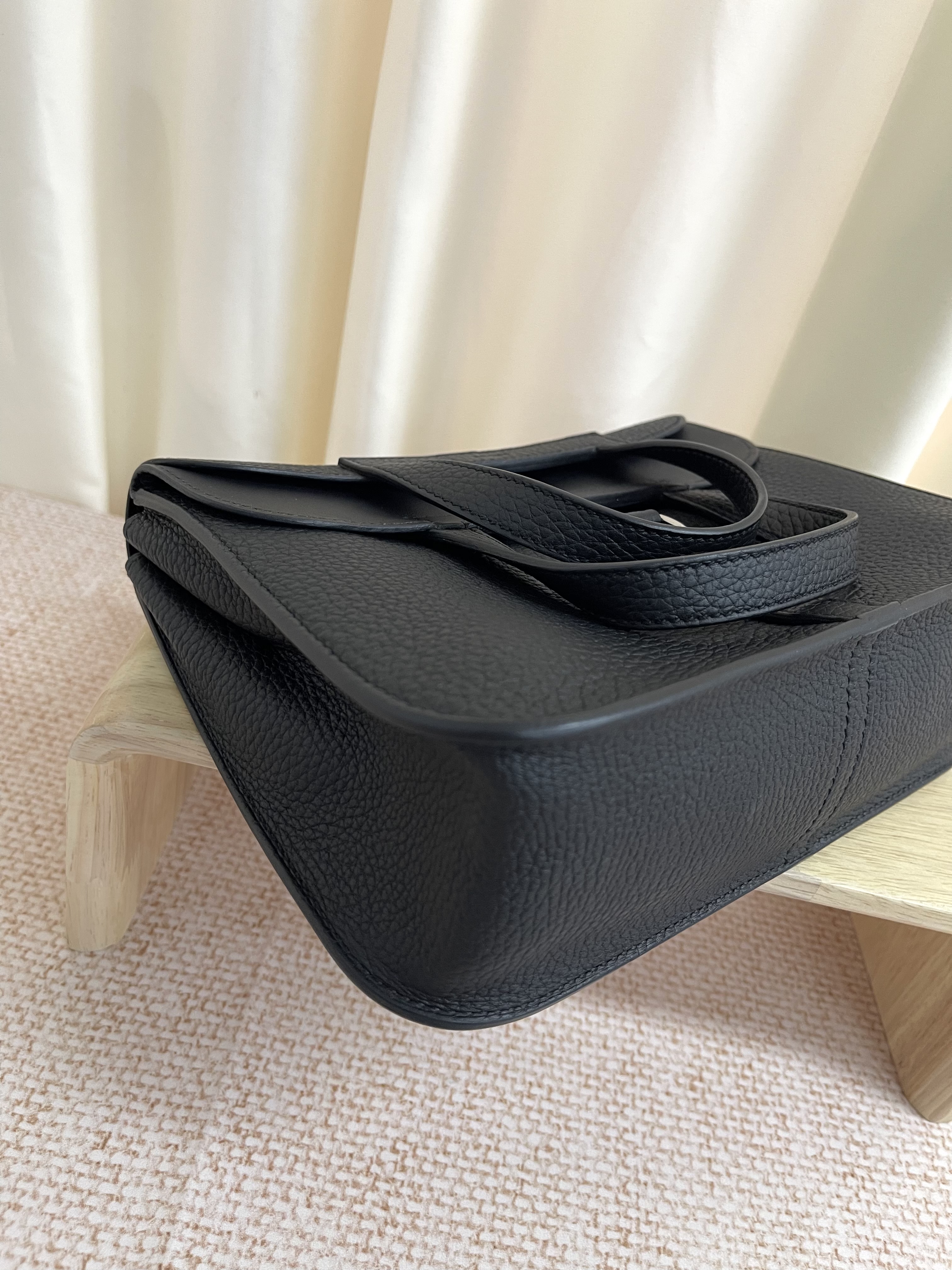 Pre-owned Hermes Halzan / Stamp B/ Product Code: 26021114