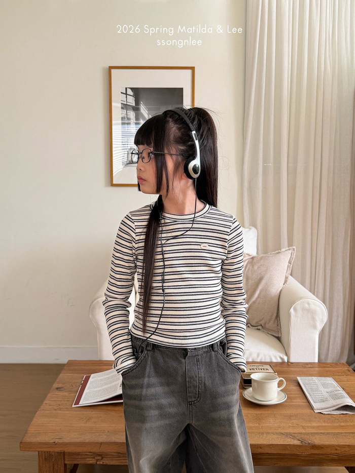 🇰🇷Matilda&Lee tee