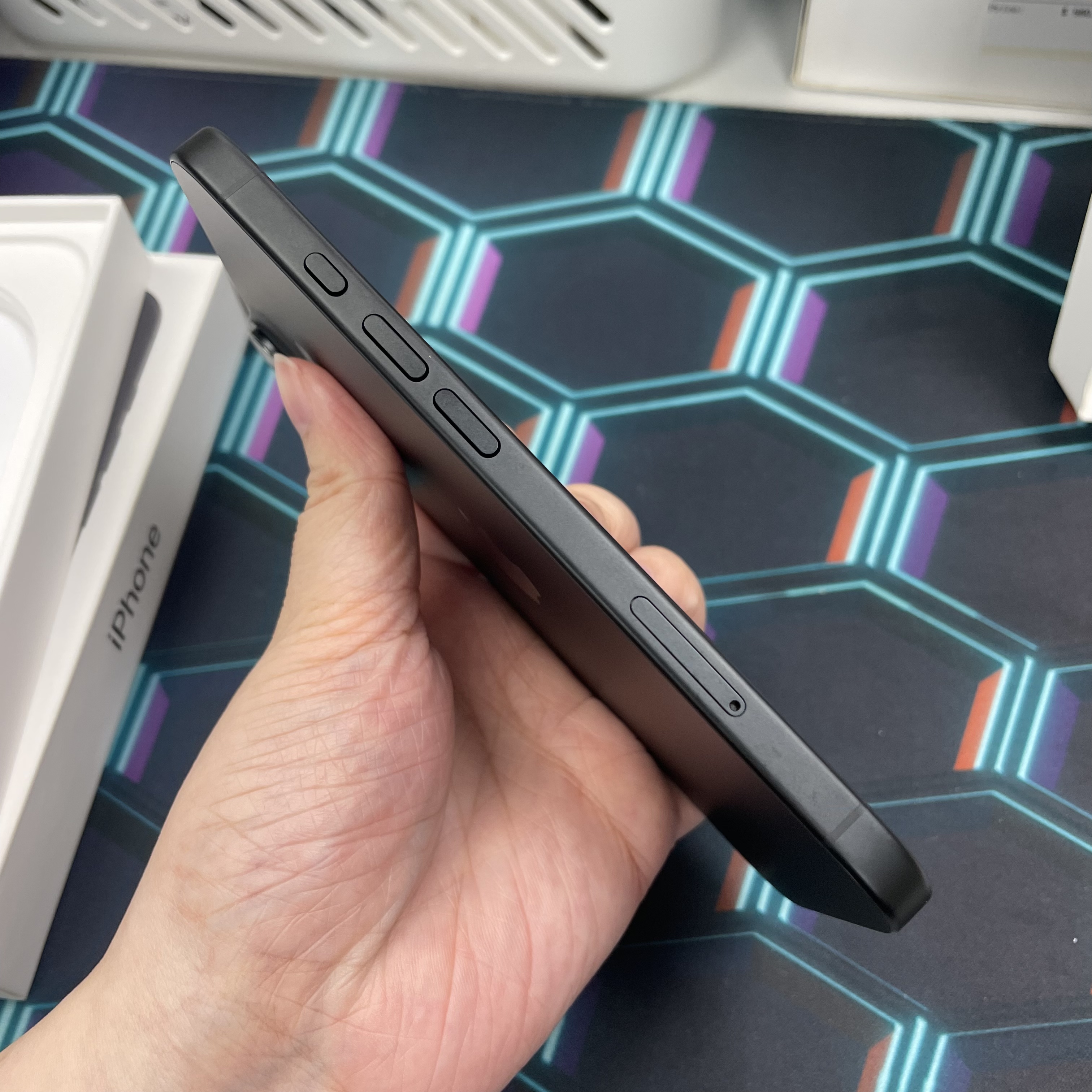 *6332 16 未使用品 512GB 電100 黑色 black