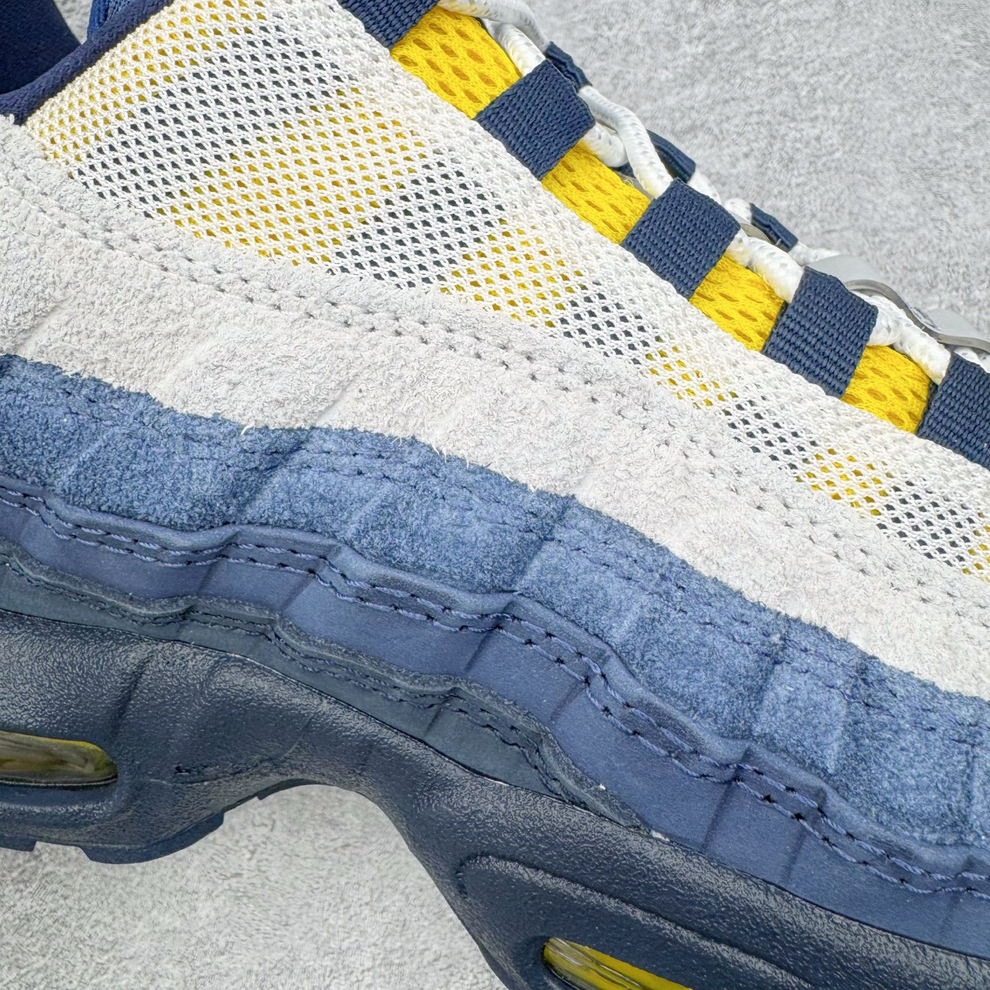 Nike Air Max 95 SB Eric Koston HQ8492-400