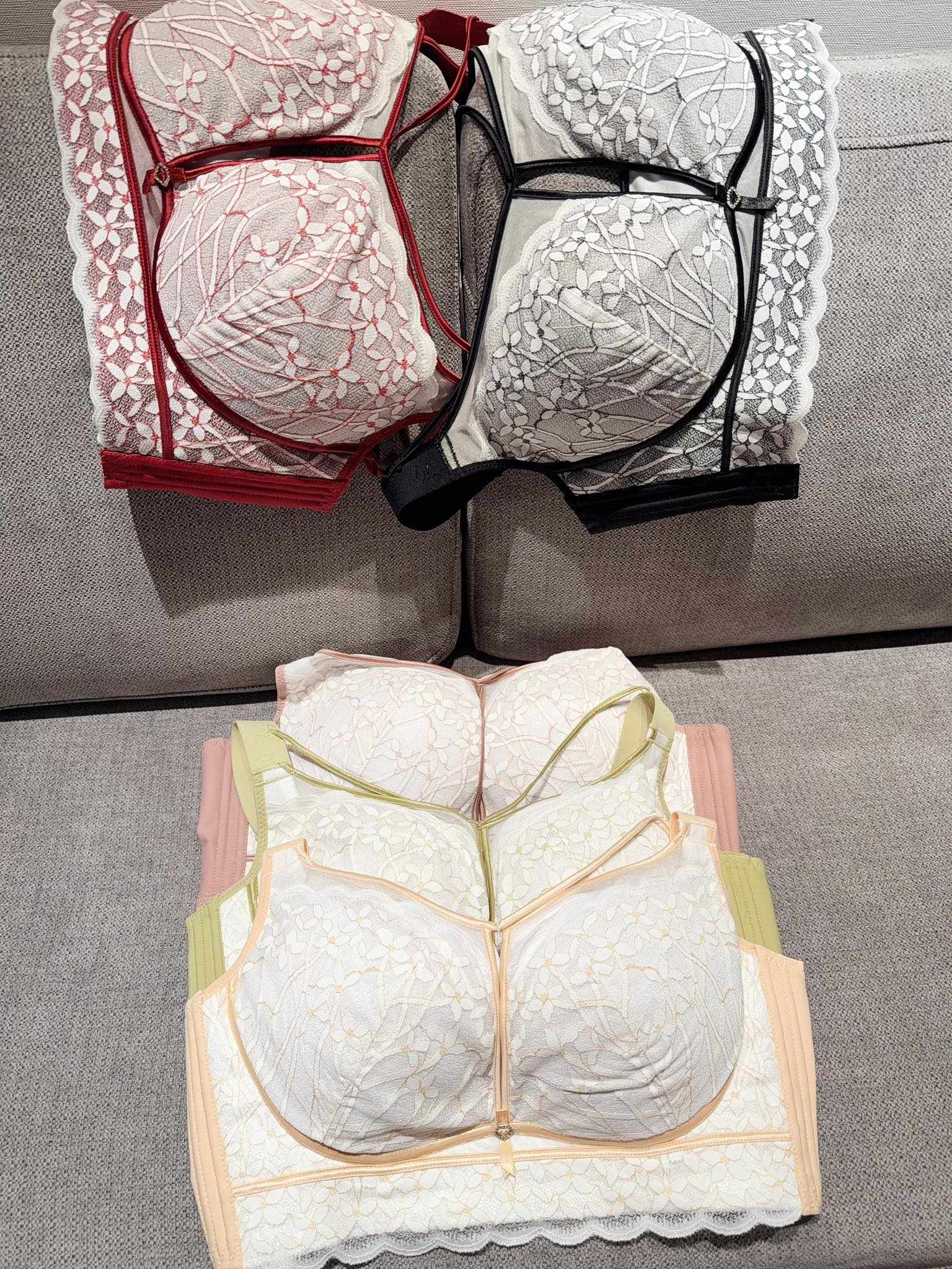 YCH09 2441 性感镂空调整型内衣