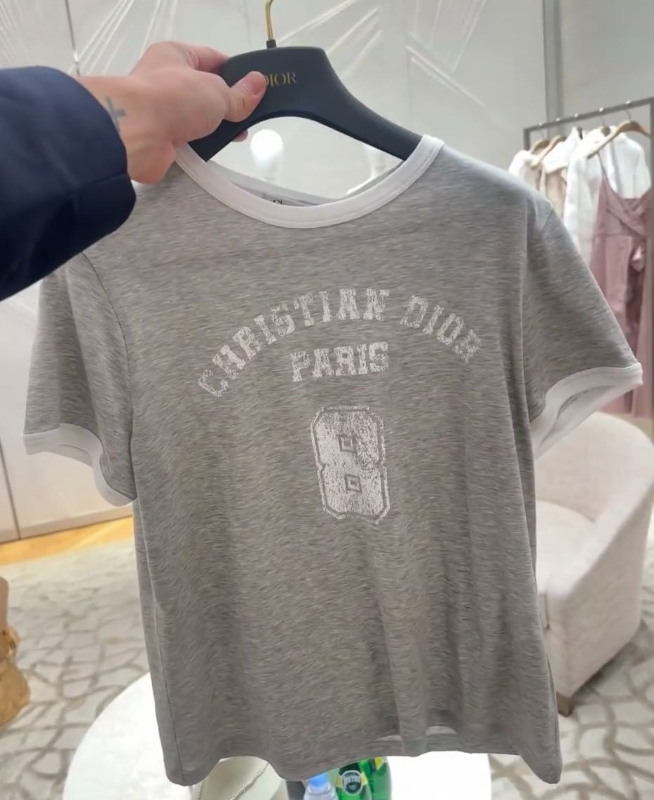 Dior 新款 灰色 logo tee Size S/M