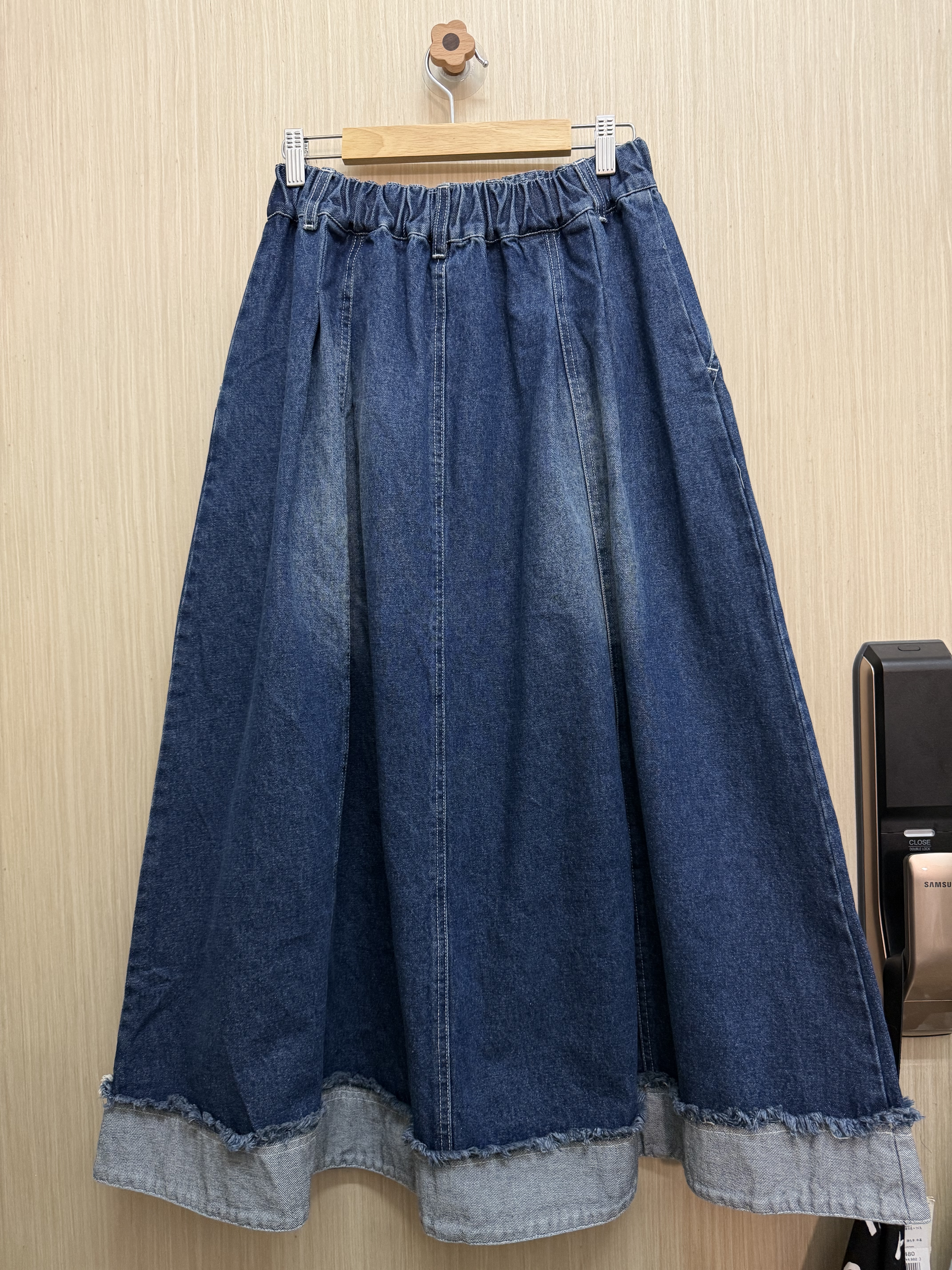 造舊拼布牛仔裙