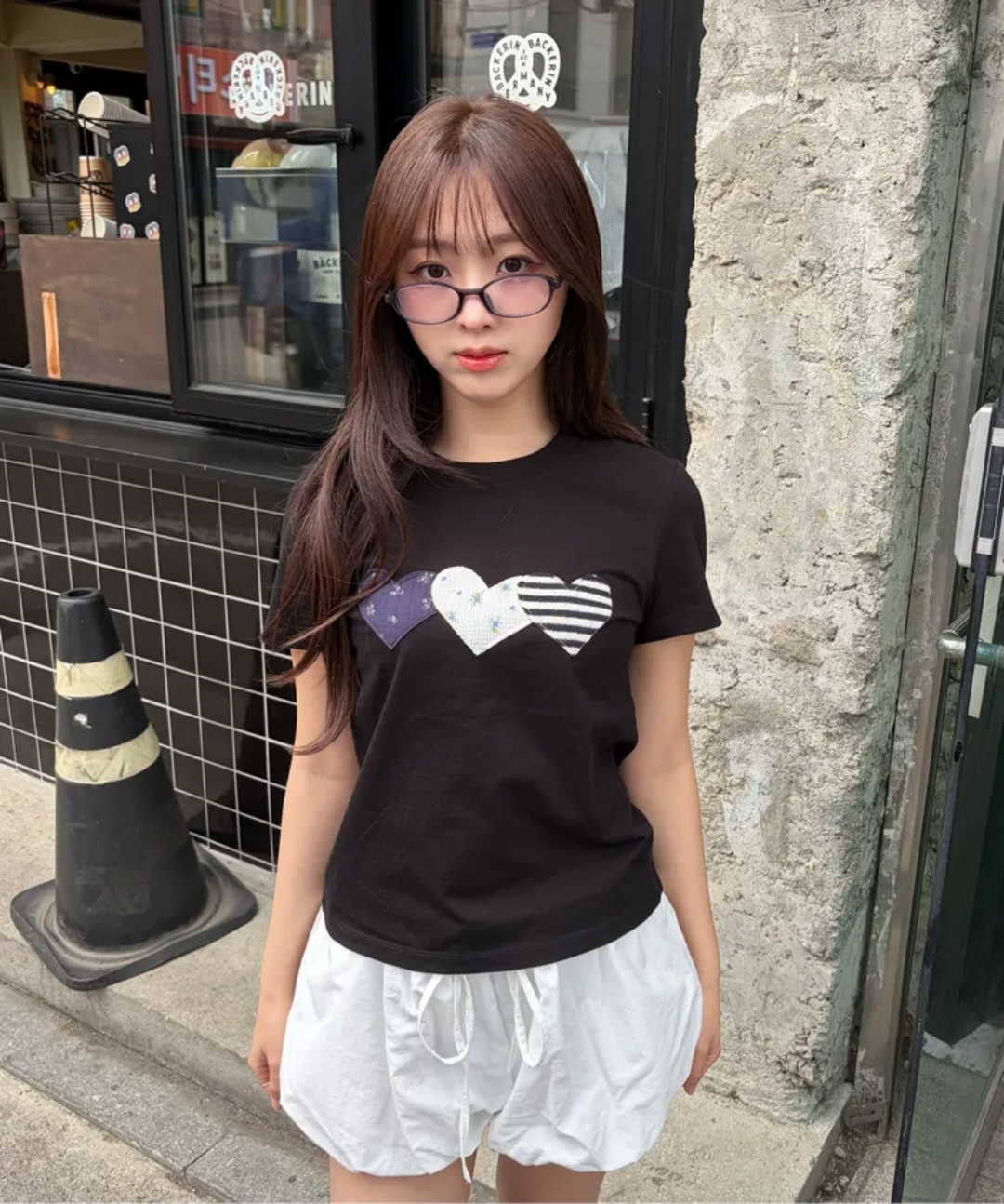 🤍🖤 Rogin & Rosie Heart Patch Cotton T-shirt