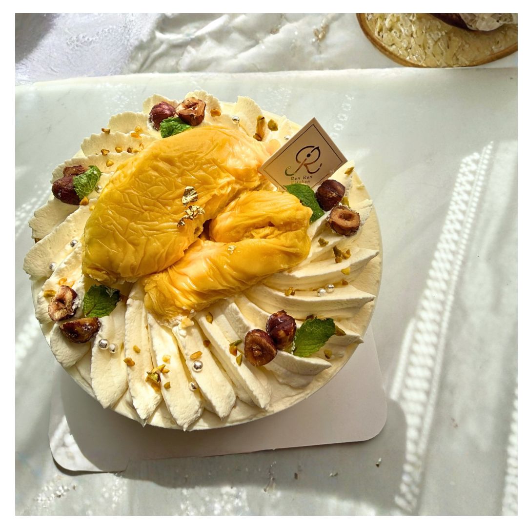 貓山皇 ‧ 榴槤忌廉蛋糕