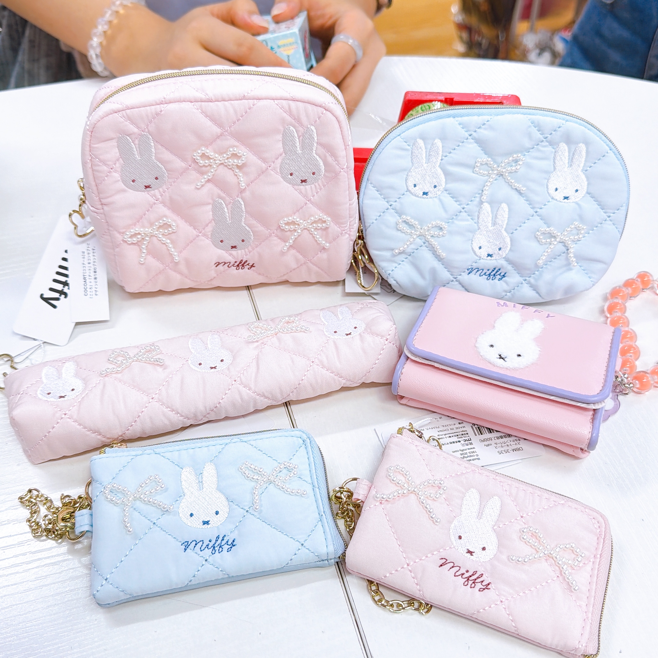 日本直送Miffy新款格紋化妝袋筆袋銀包