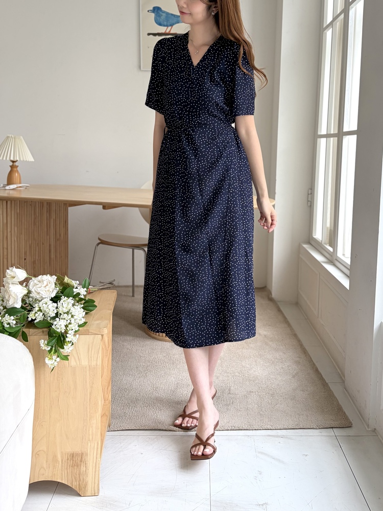 [限量!!] Isa Dotted Wrap Dress