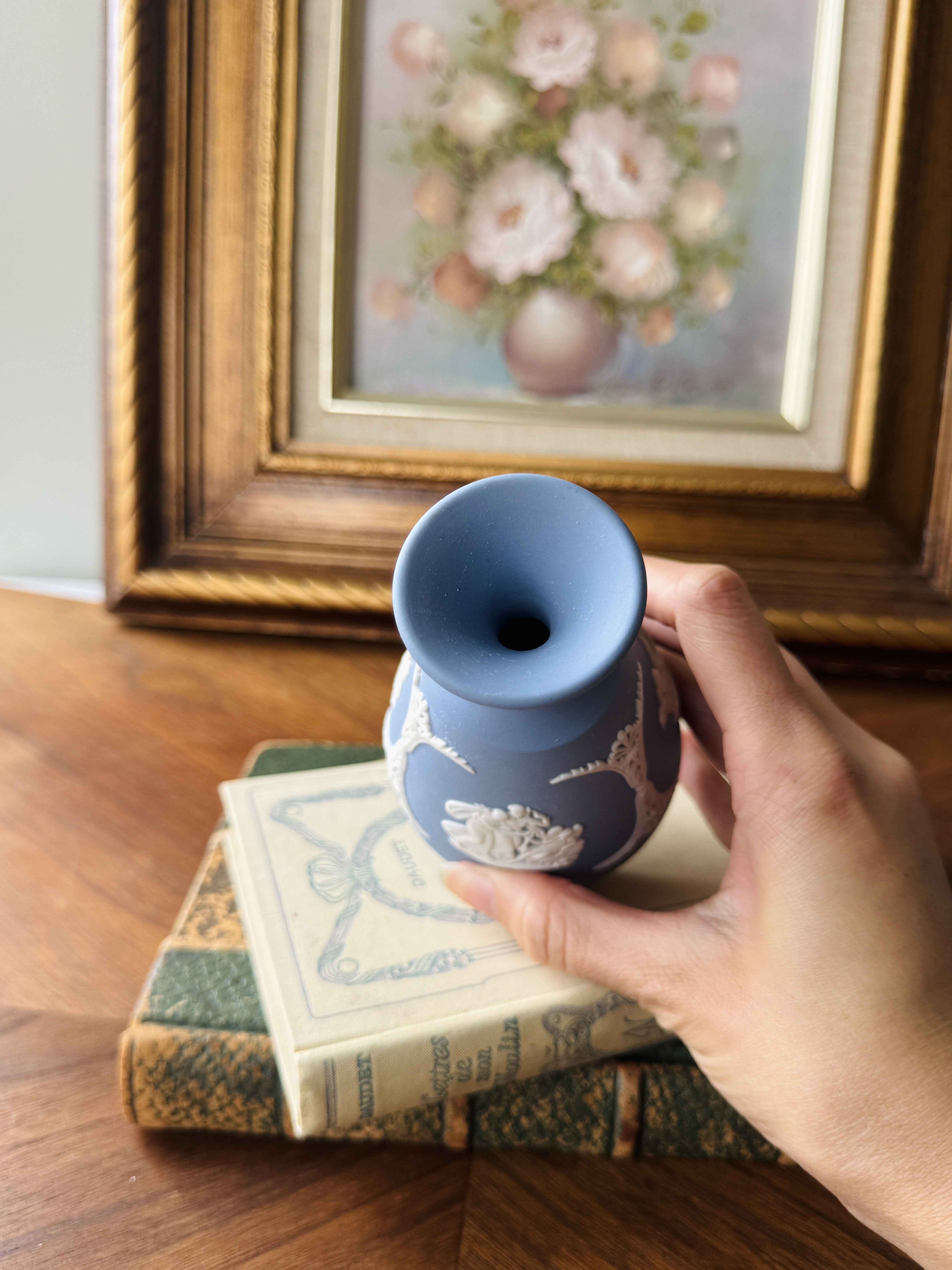 Vintage Wedgwood Blue Jasper Vase (MT2460)