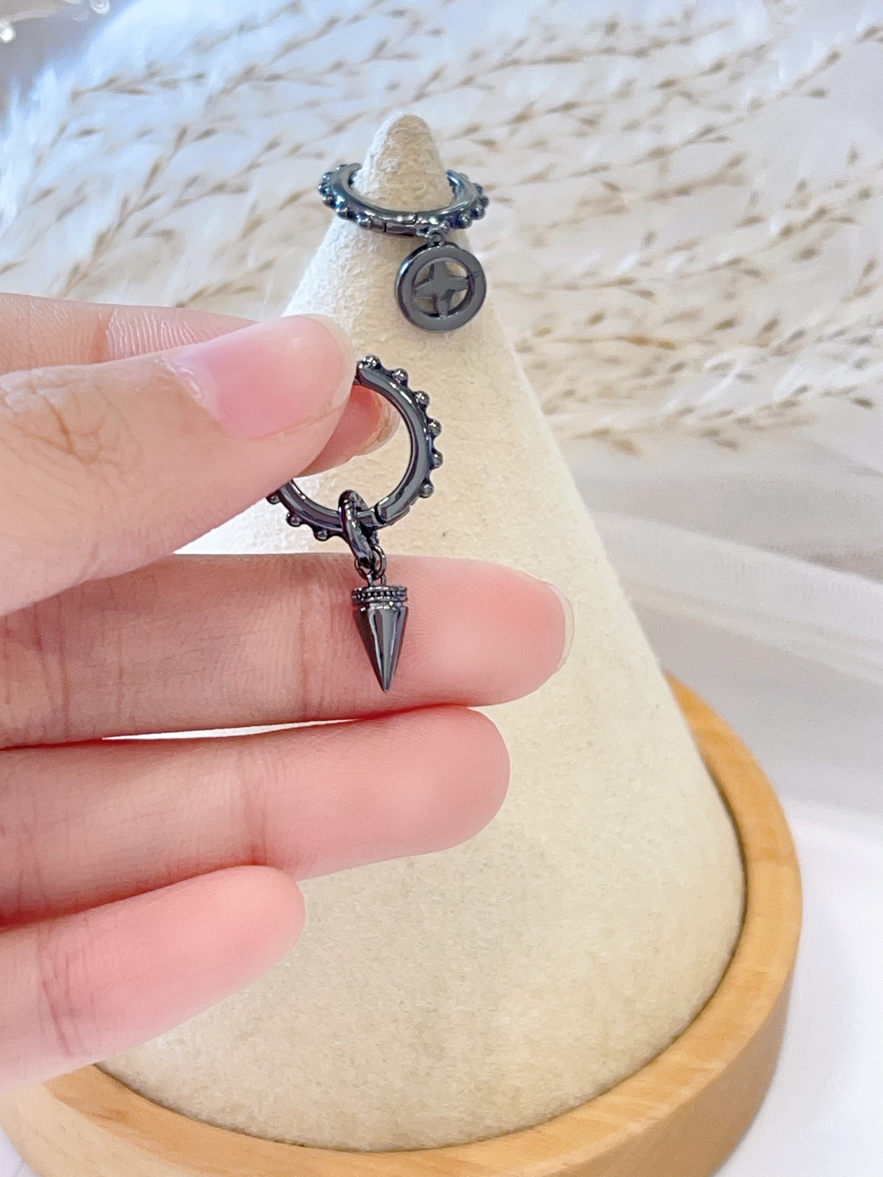 冷酷风不对称耳扣耳环